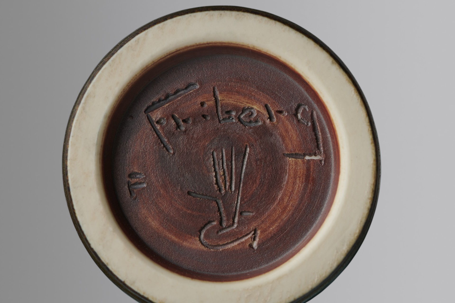 Vase image 4