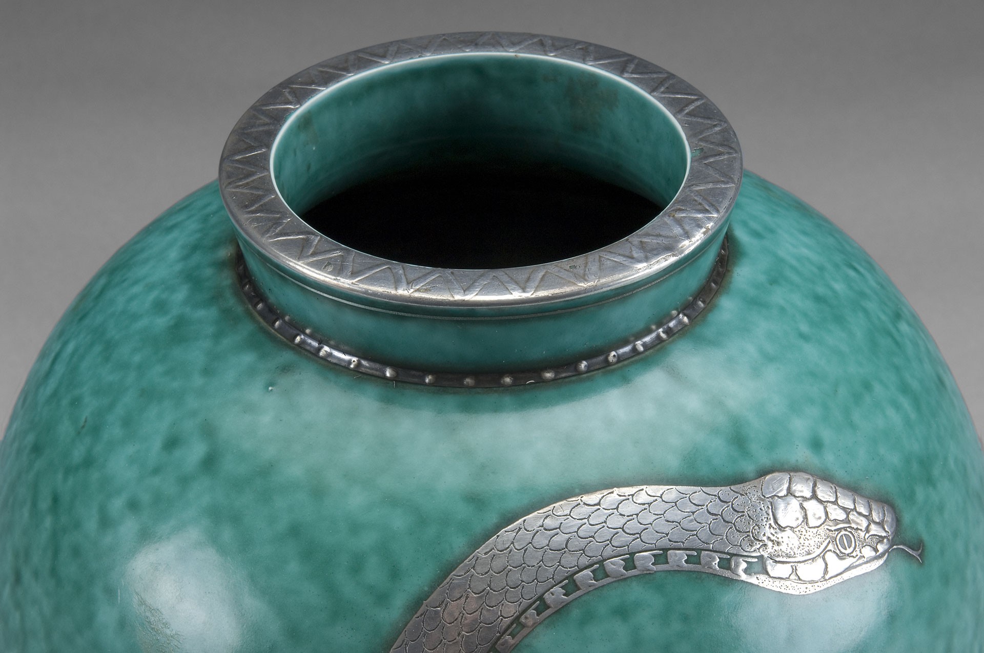 Argenta "Snake" Vase image 3