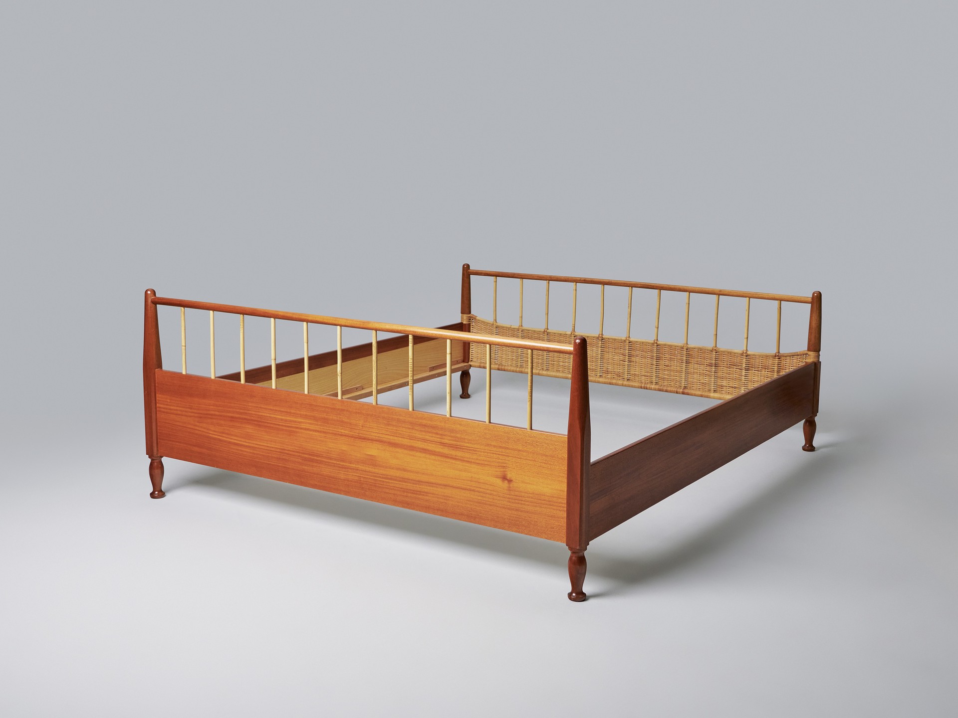 Bed image 4