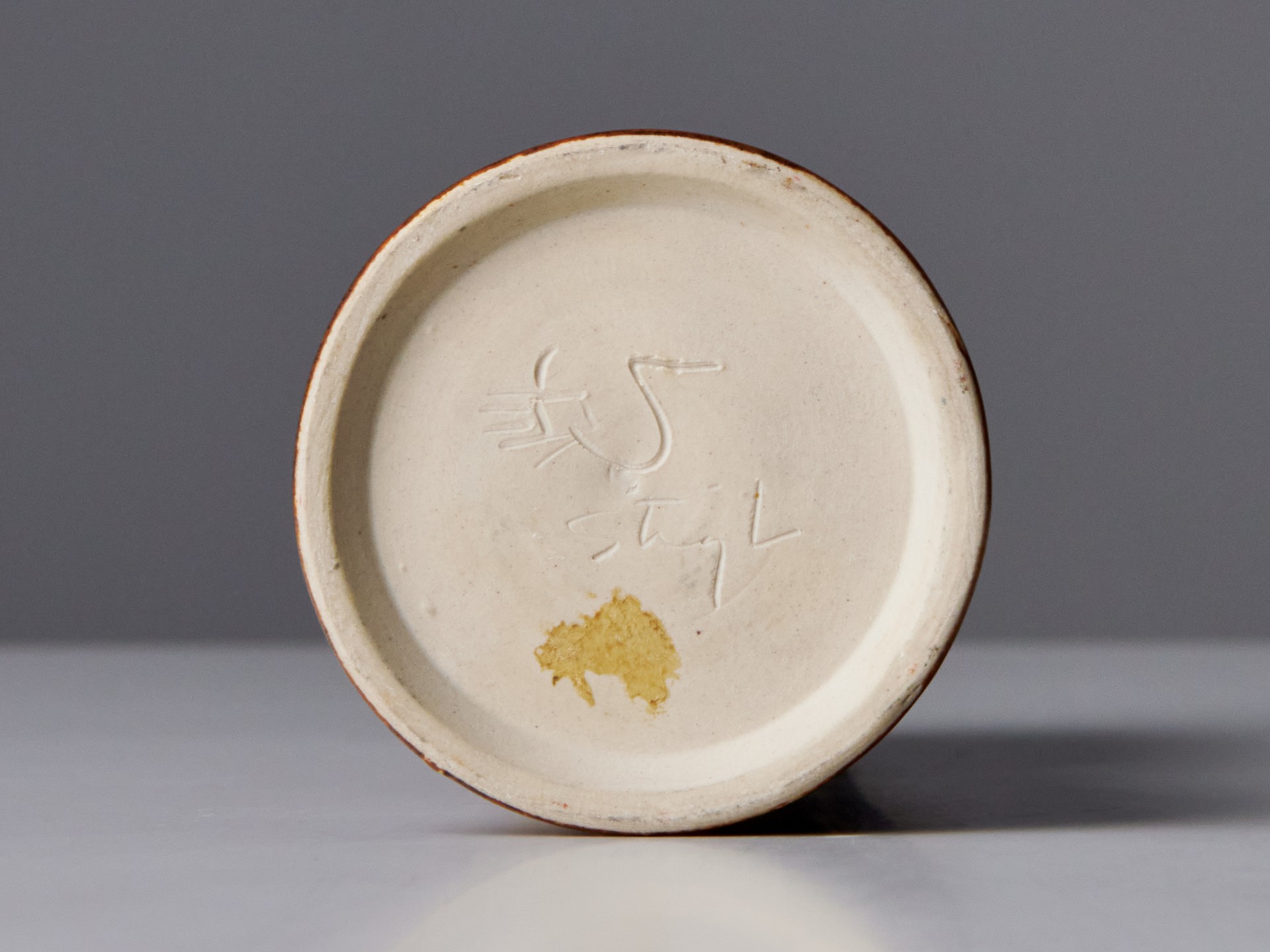 Vase image 4