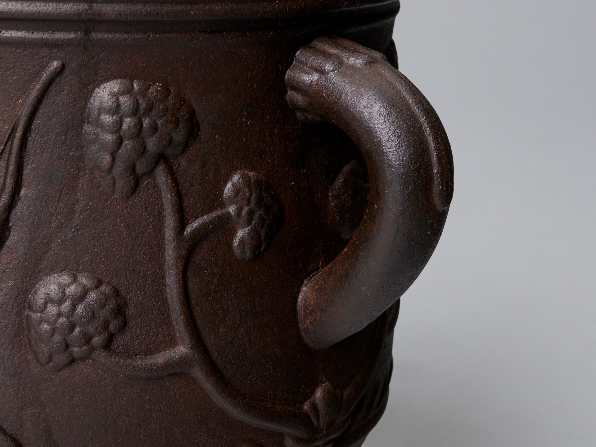 Diana Urn image 5