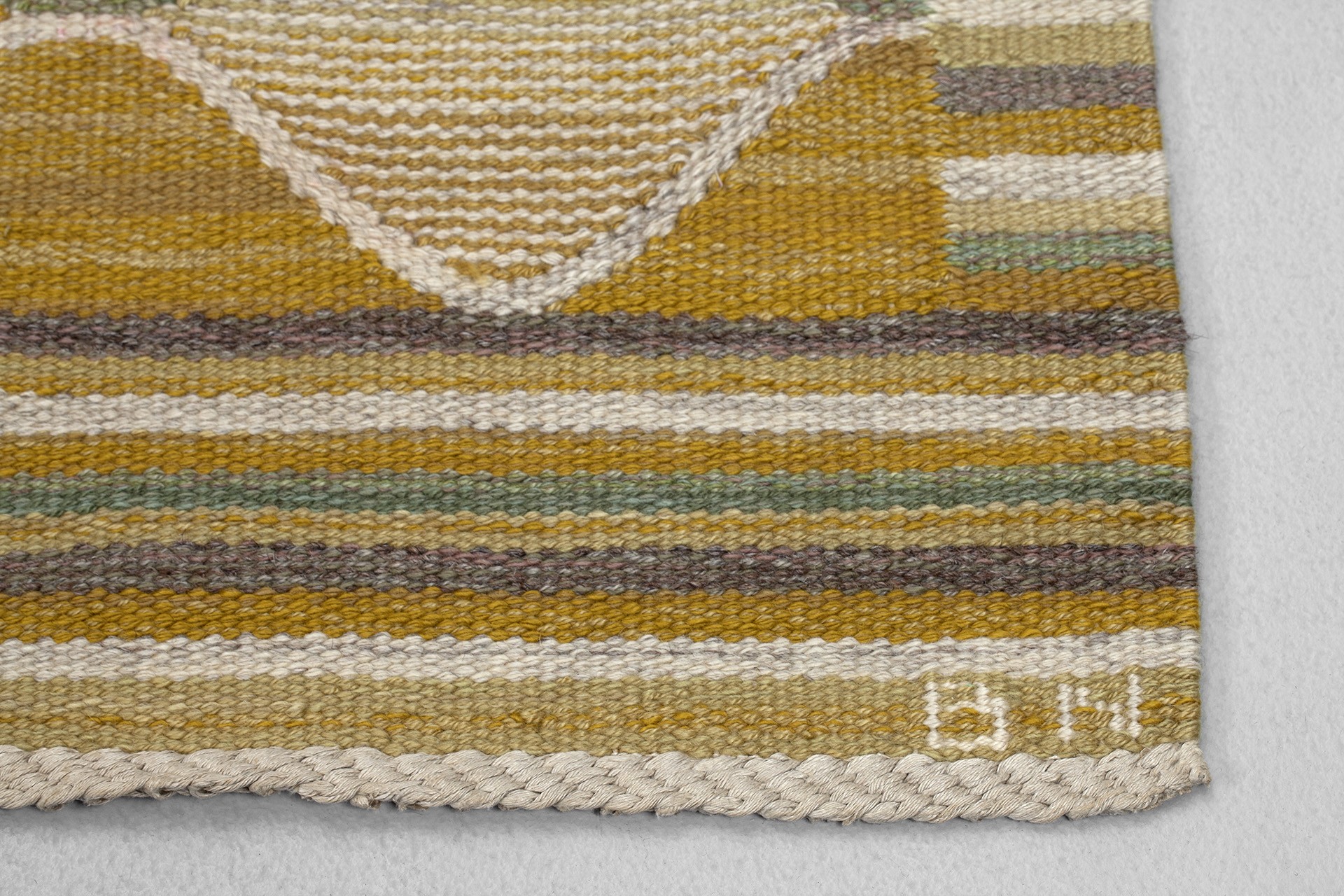 Carpet "Yellow Flounder" image 7