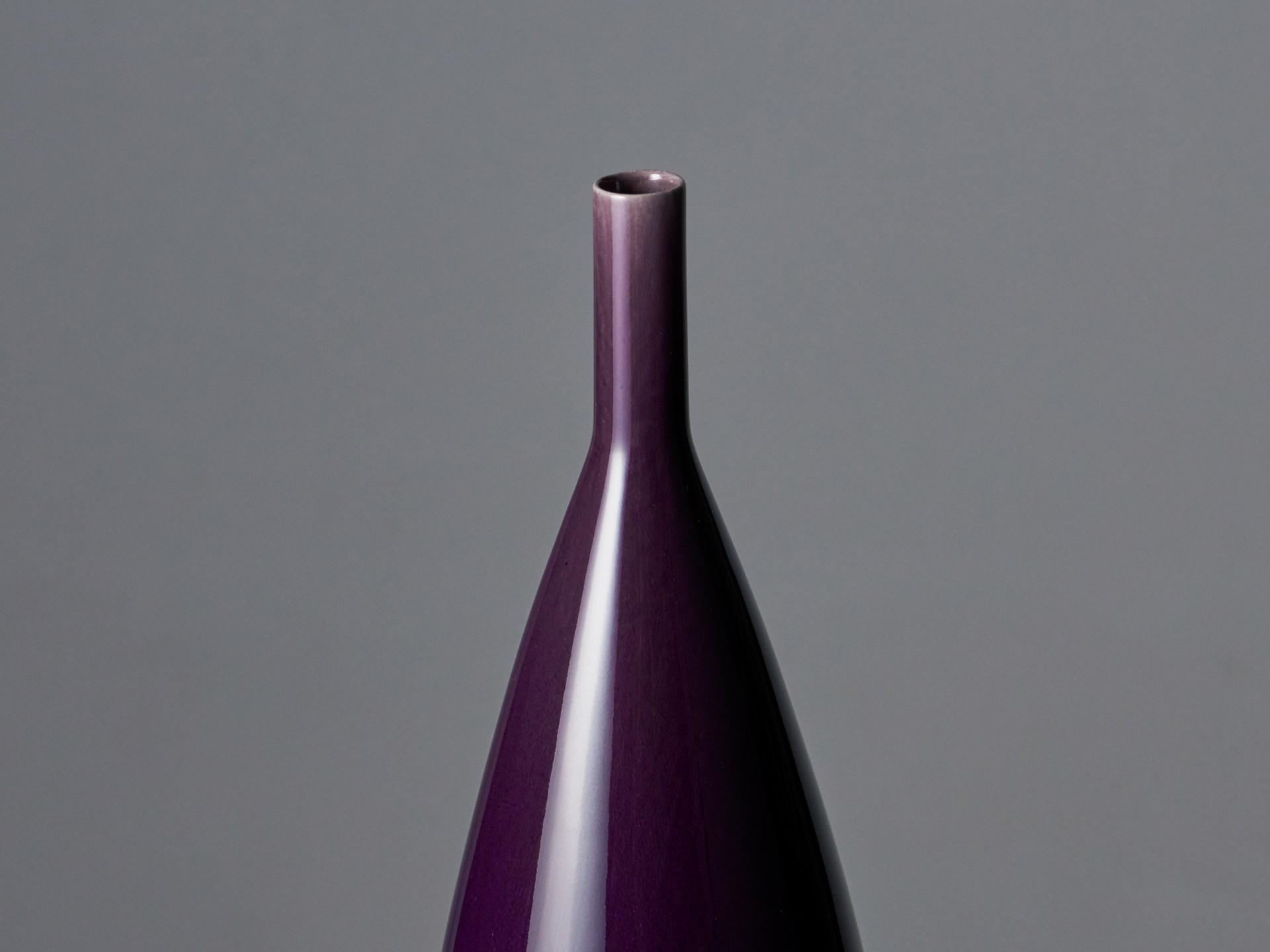 Vase image 4