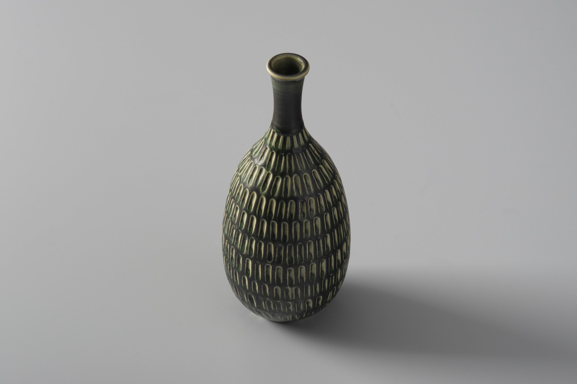 Stig Lindberg Vase image 3