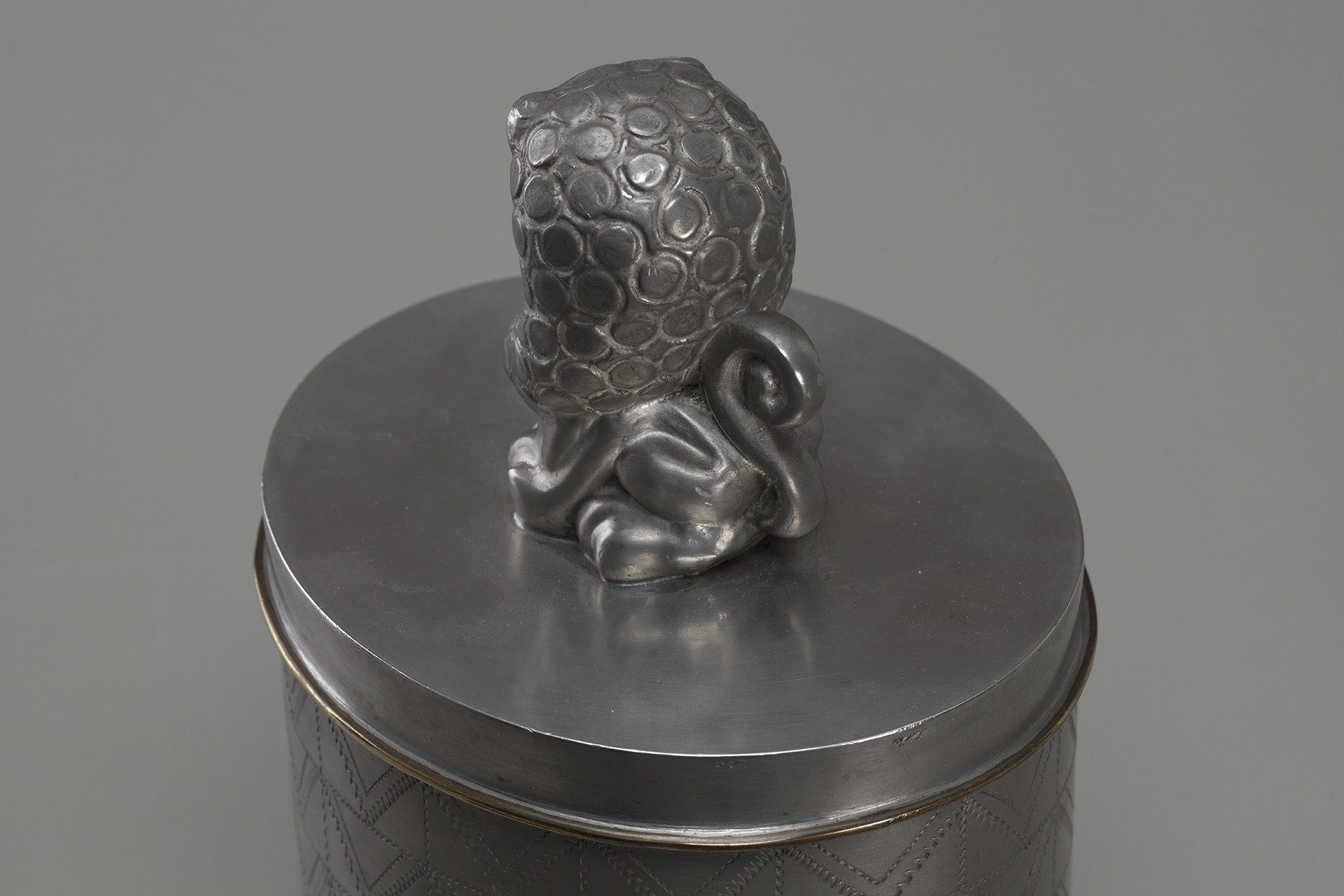 Pewter Jar With Lid image 6