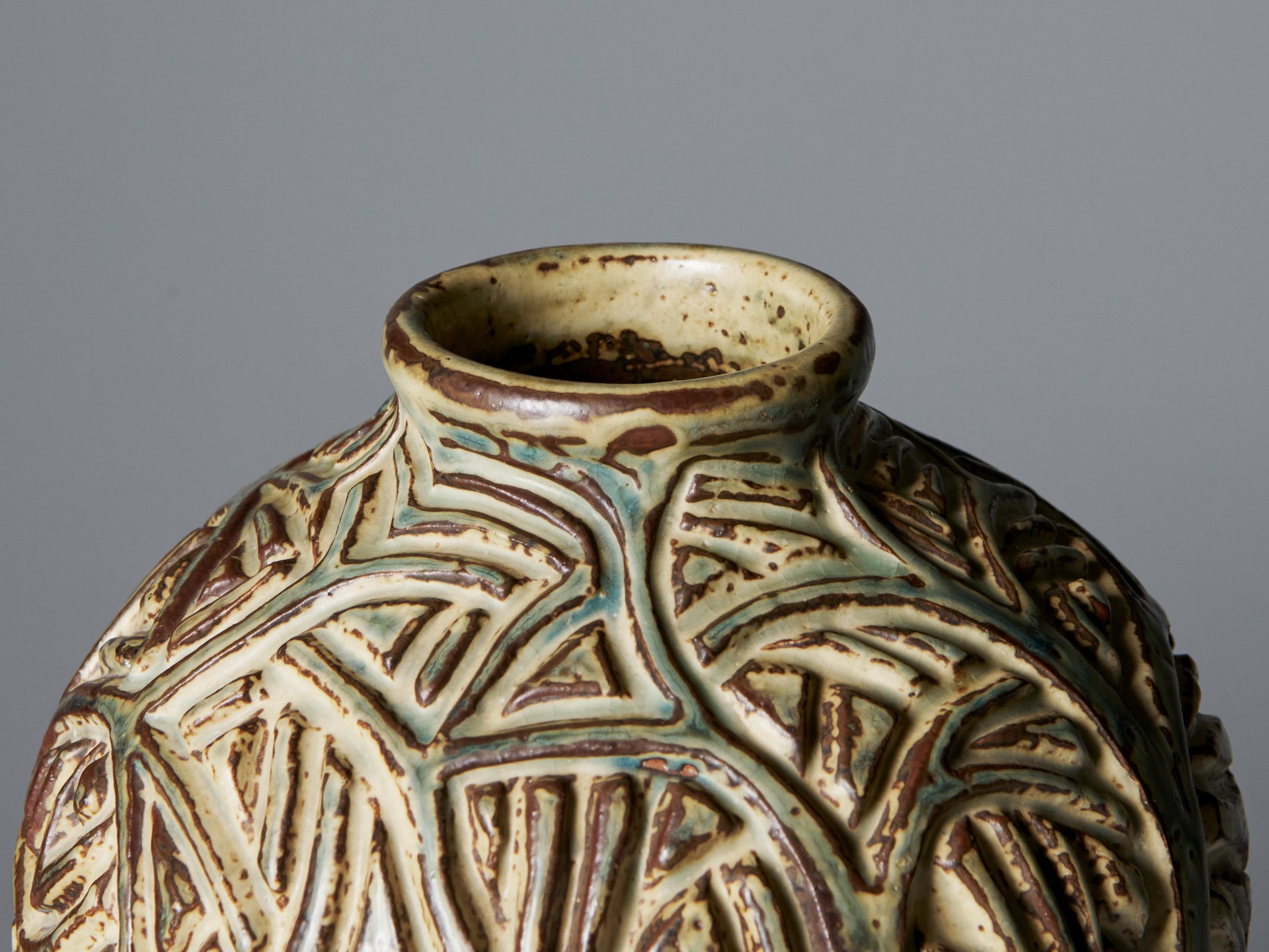 Vase image 4