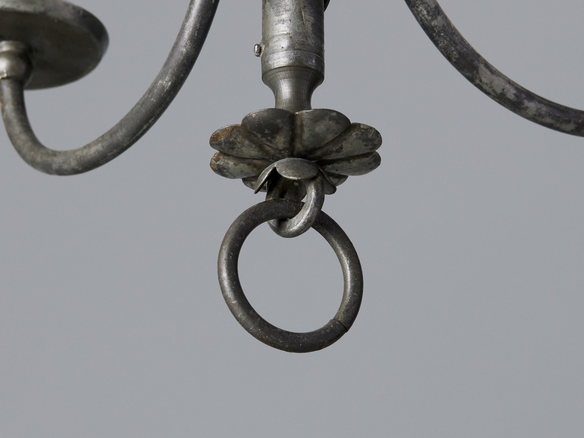 Chandelier image 5