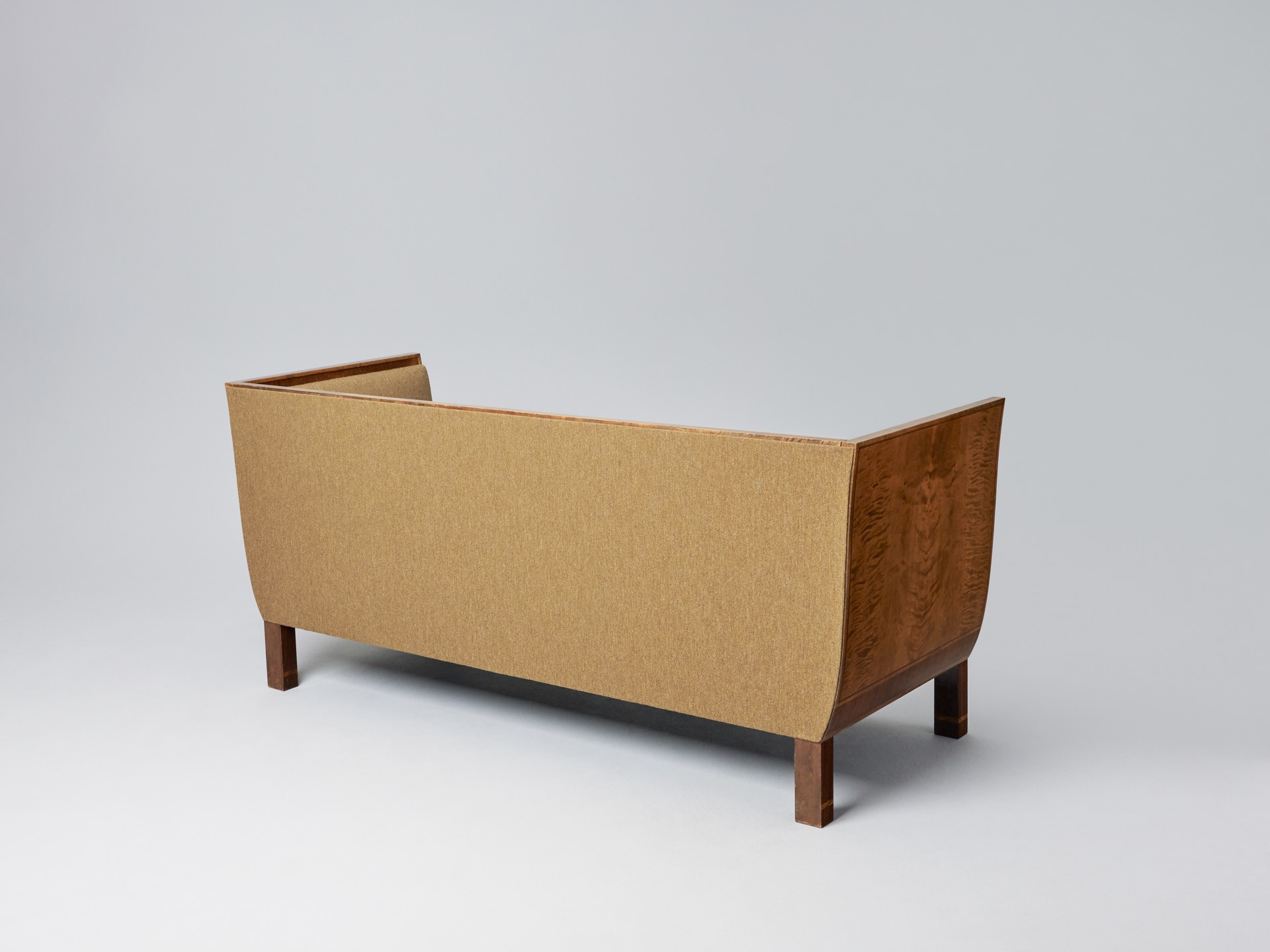Sofa image 4