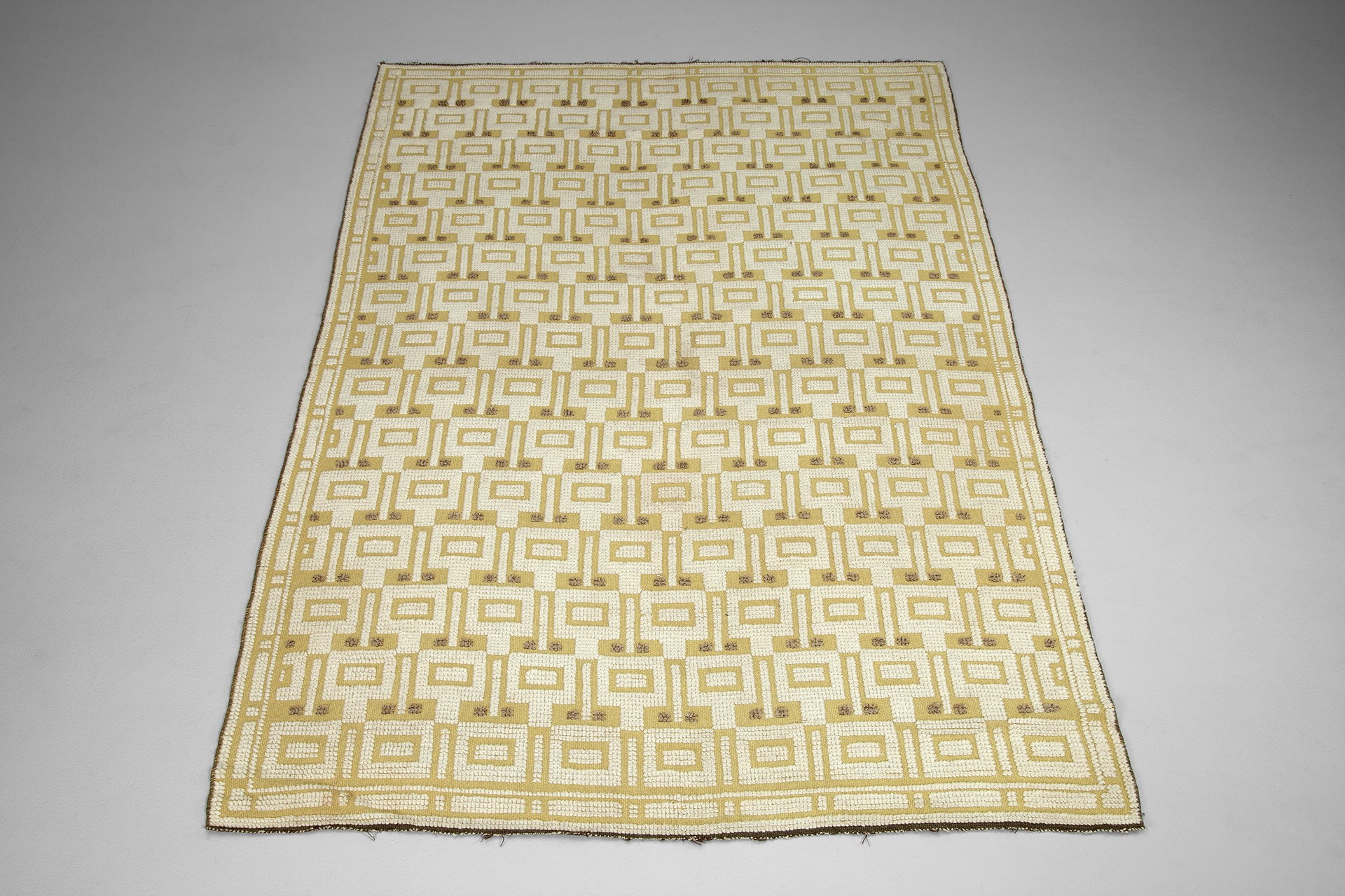 Carpet image 2