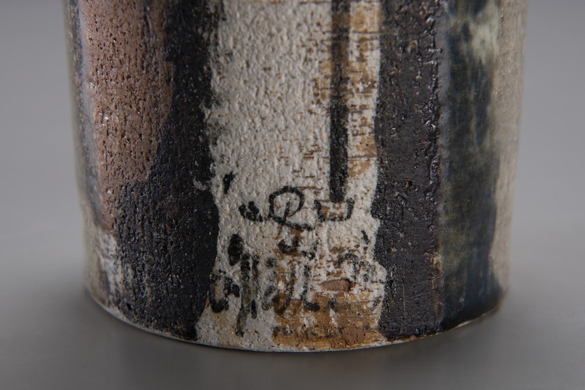 Vase image 4
