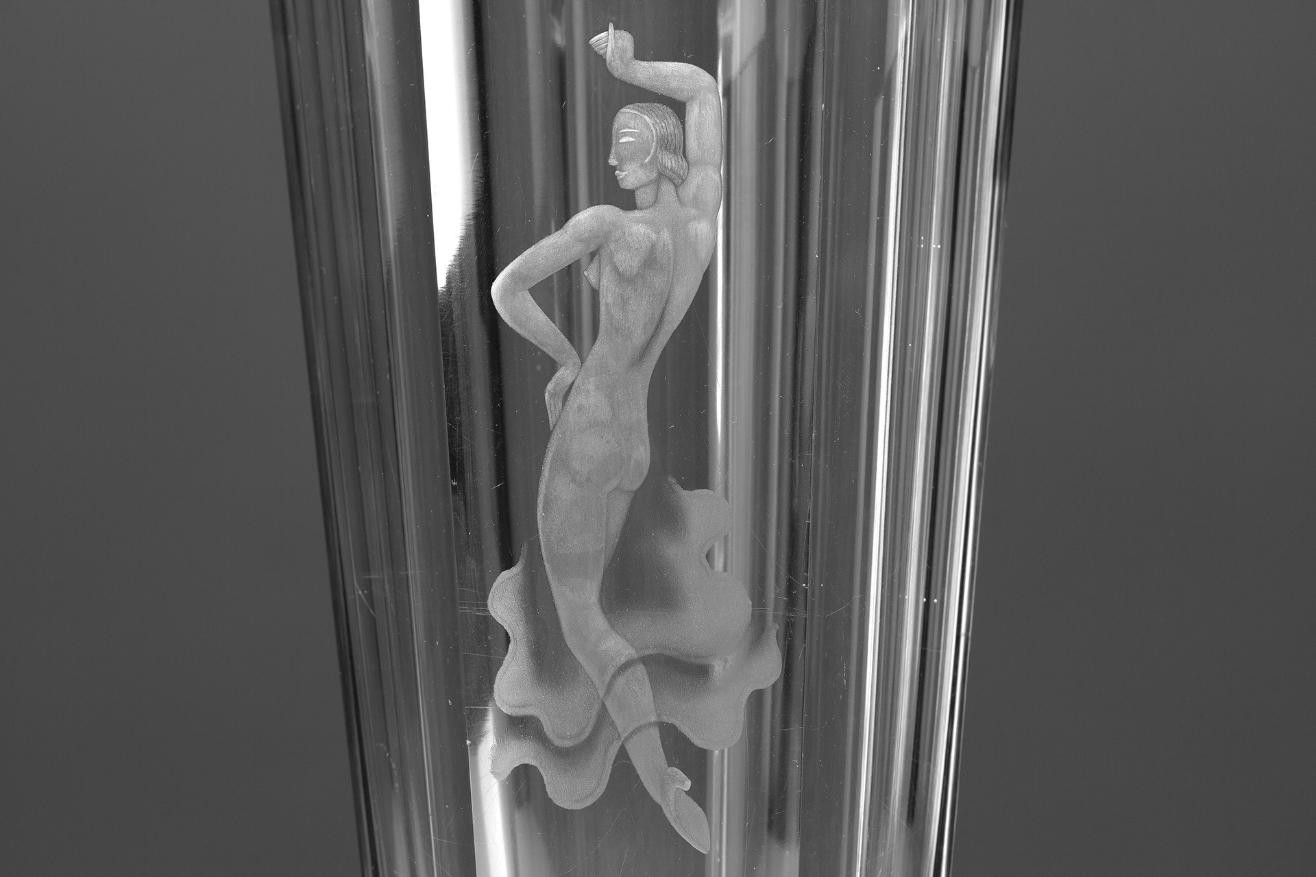 Vase image 3