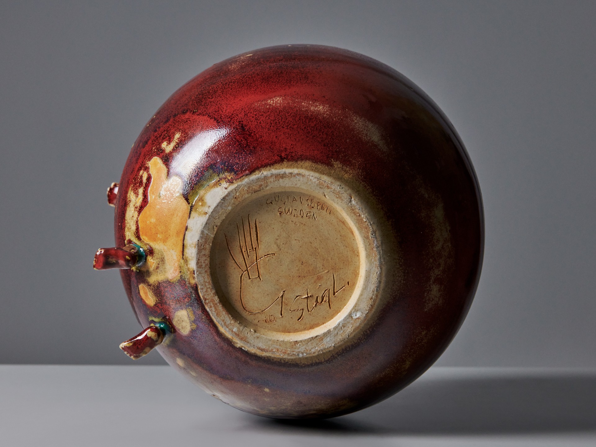Vase image 8