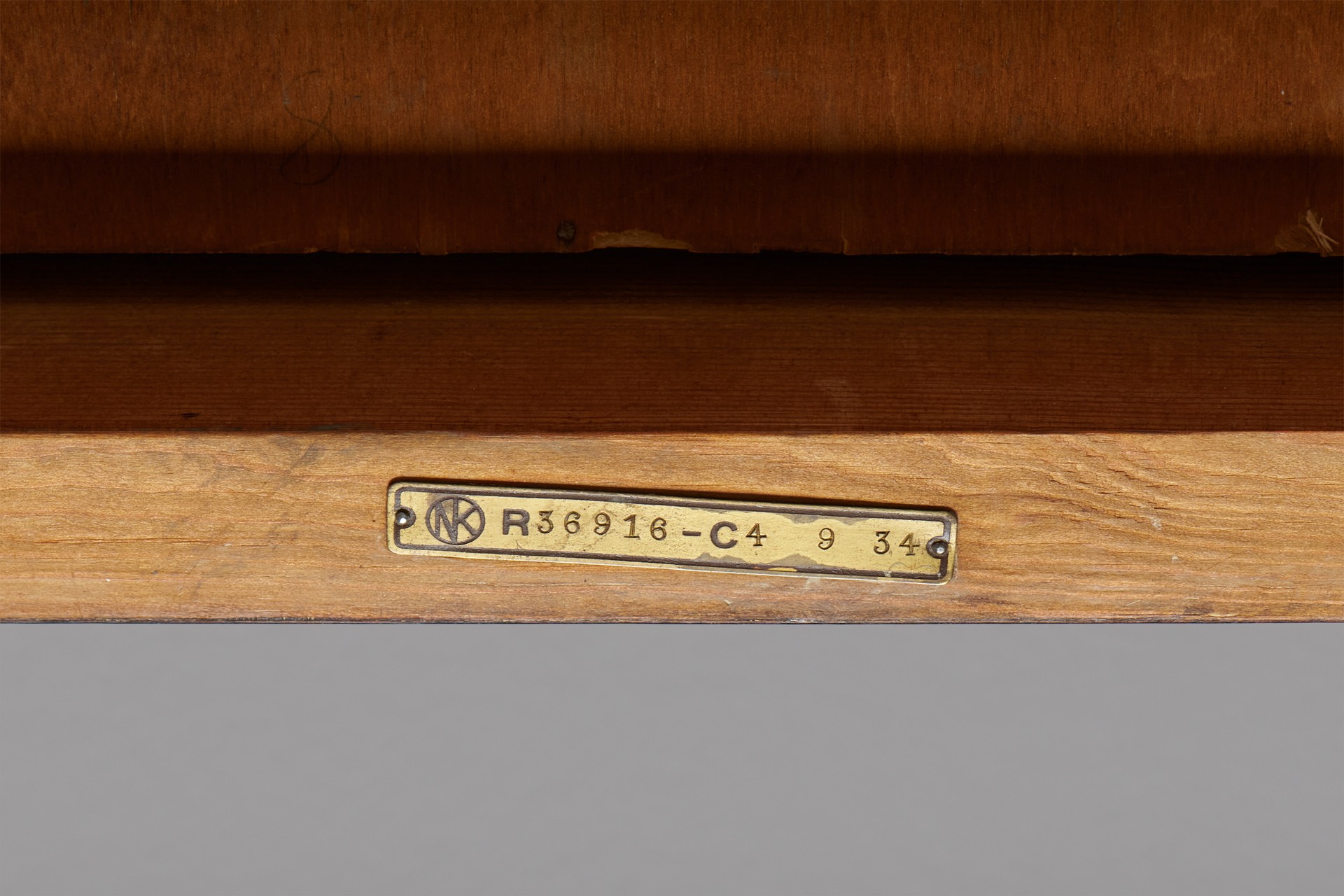 'Record' Desk image 9