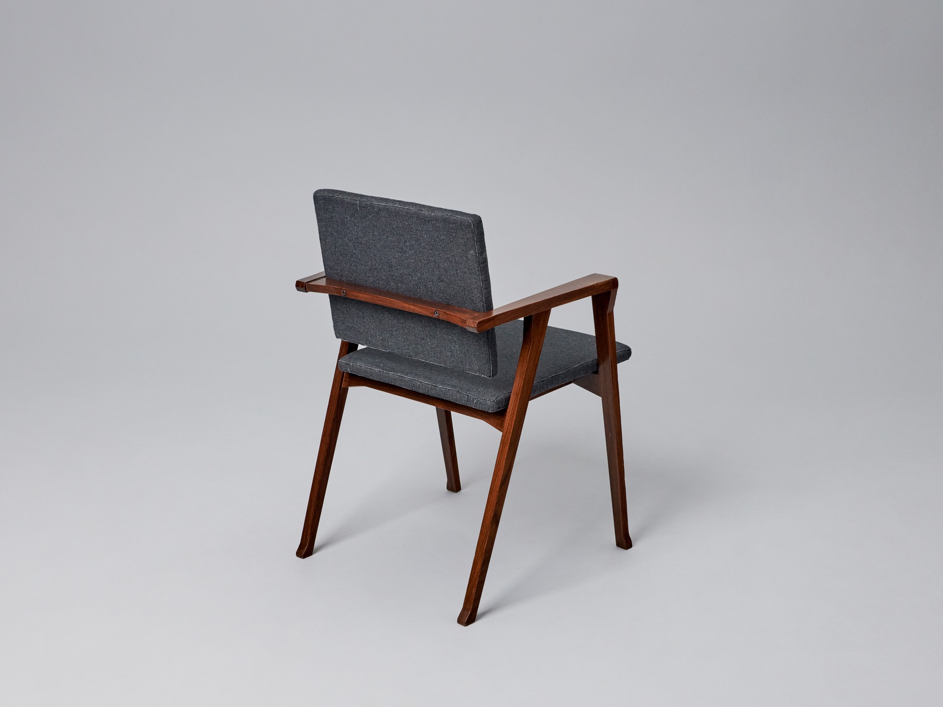 'Luisa' Armchair image 3