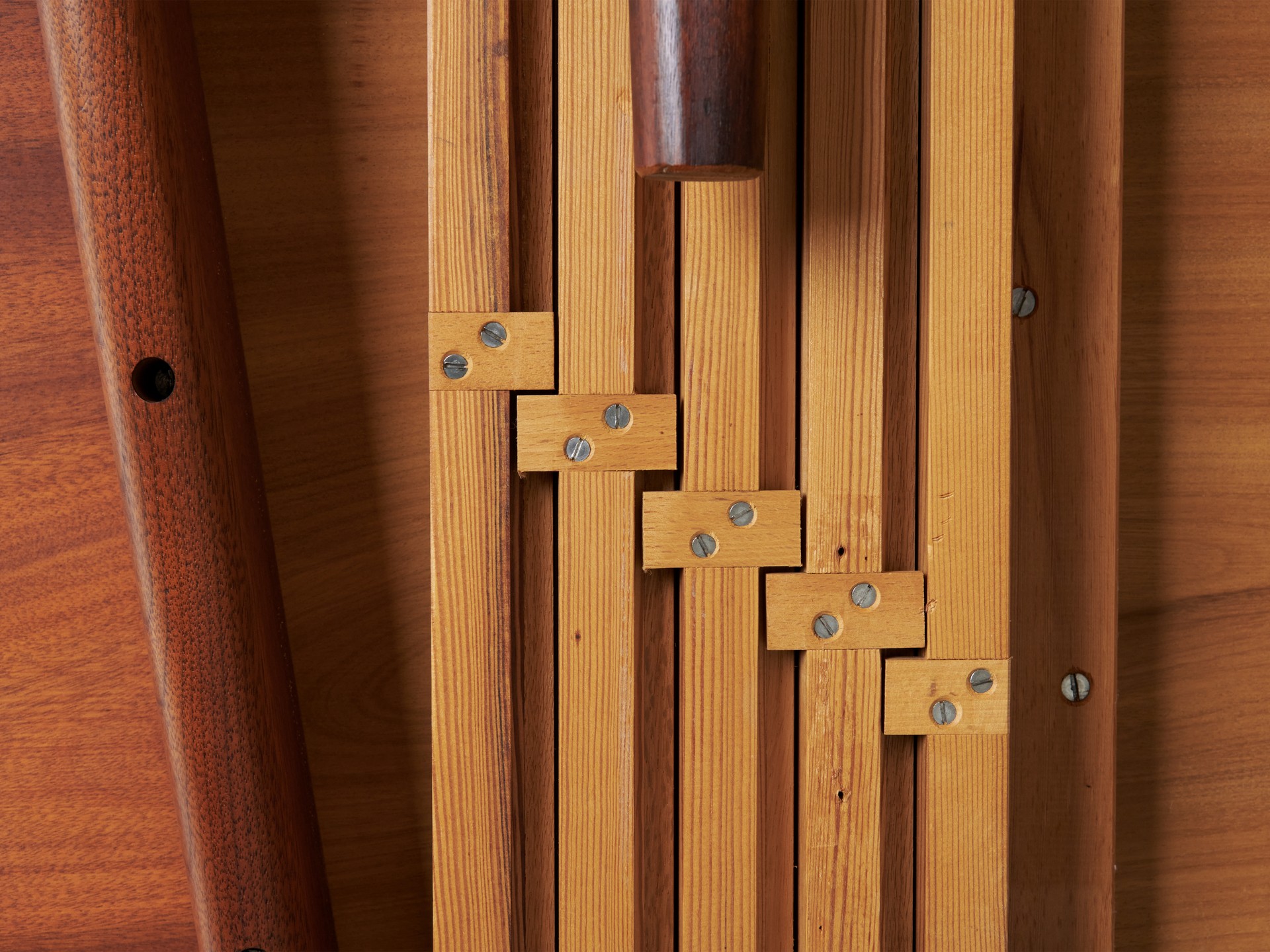 Extendable Dining Table image 11
