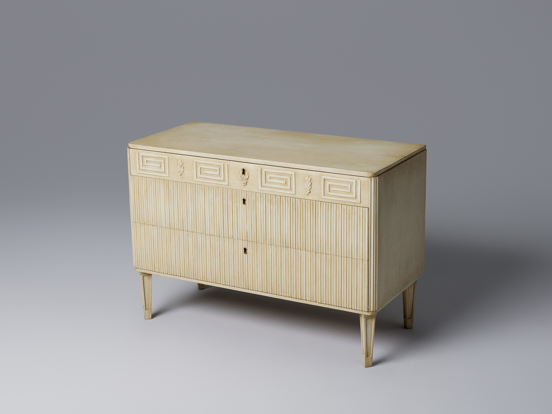Chest of Drawers image 2