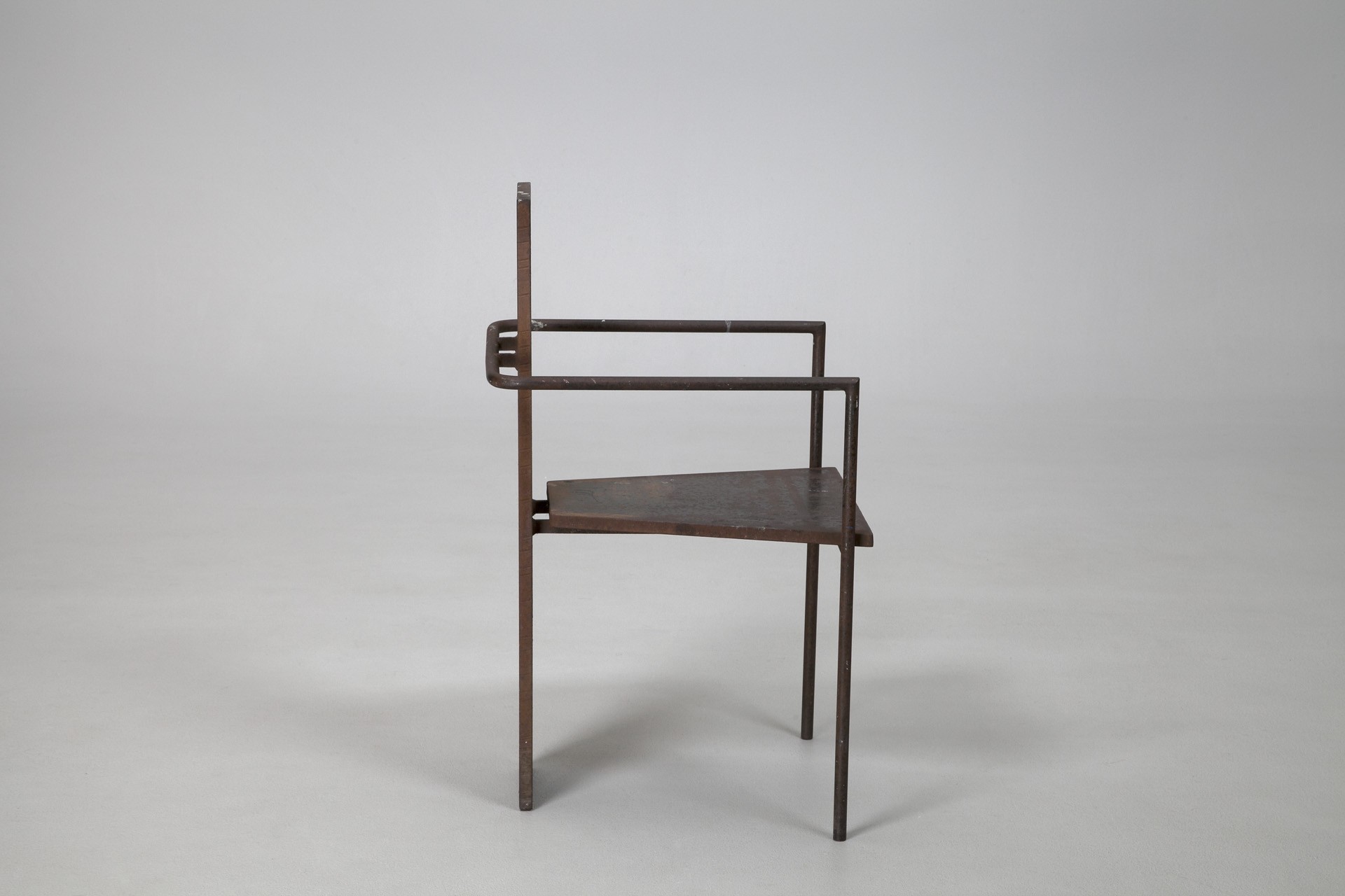 'Iron Concrete' Chair image 2