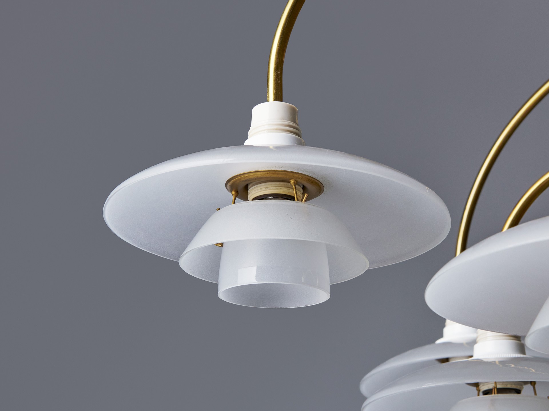 'Bombardement' Chandelier image 9