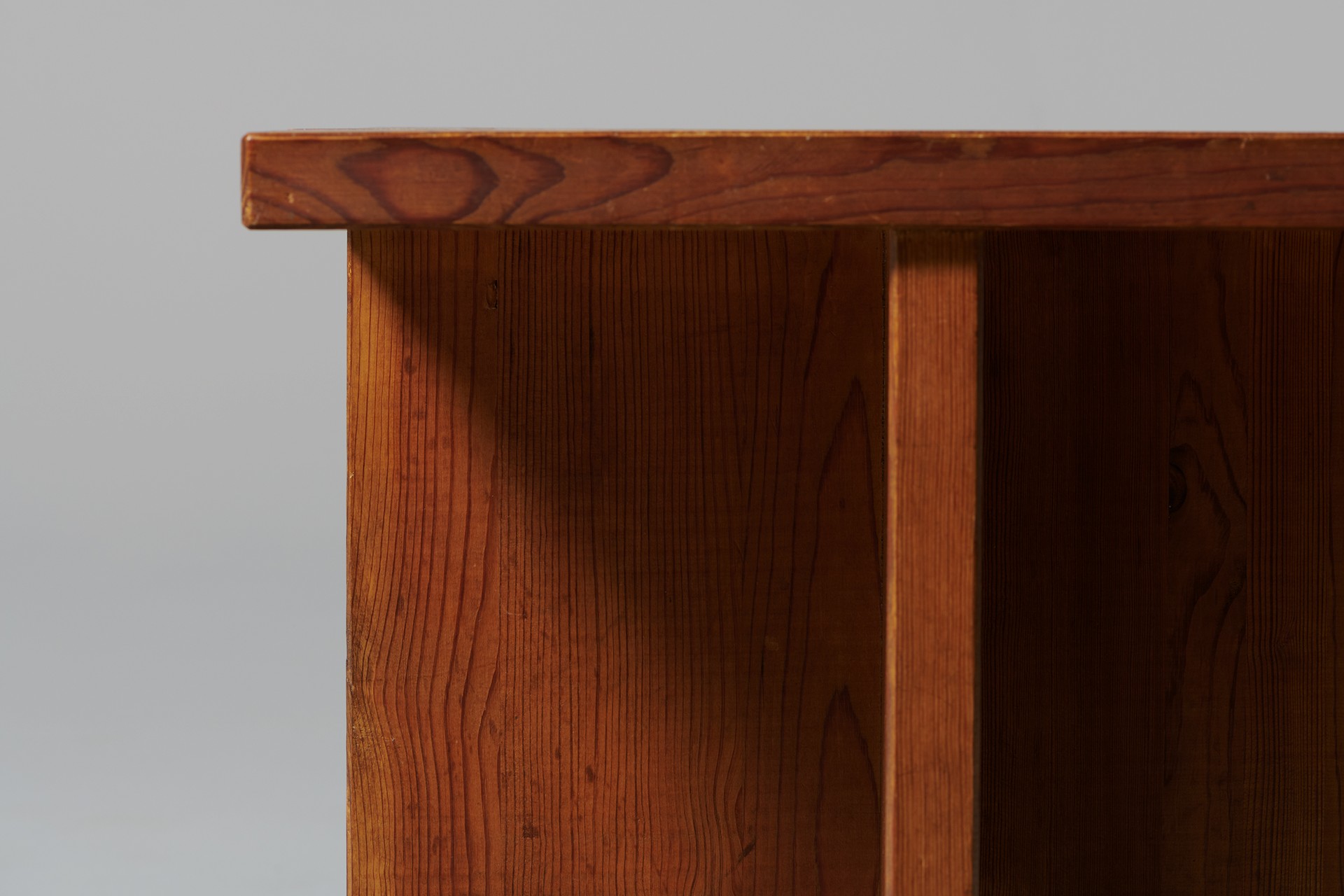 "Lovö" table image 4