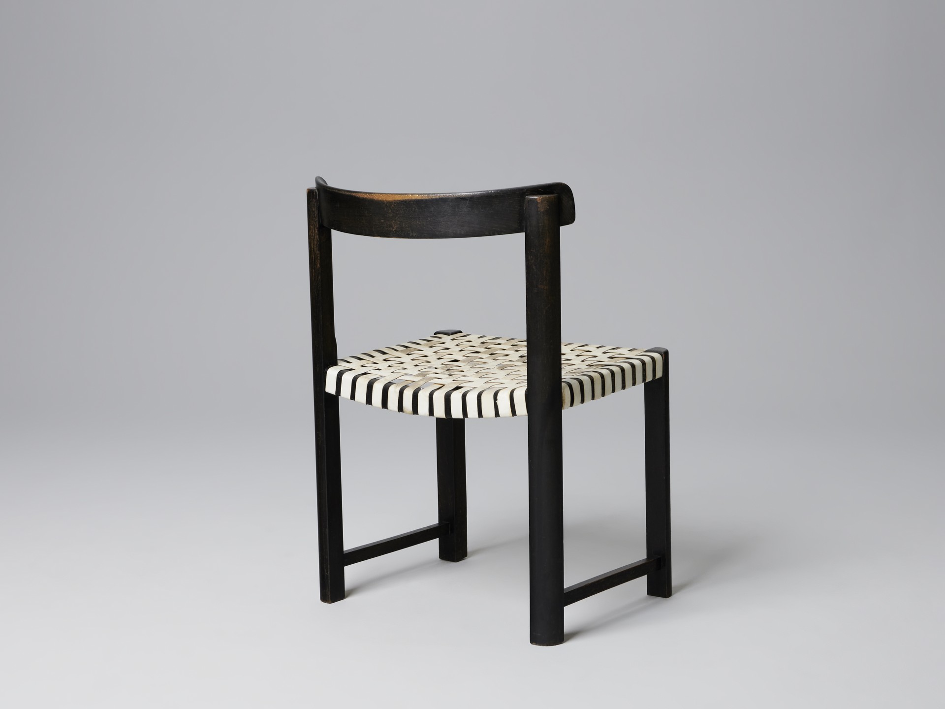 Chair image 4