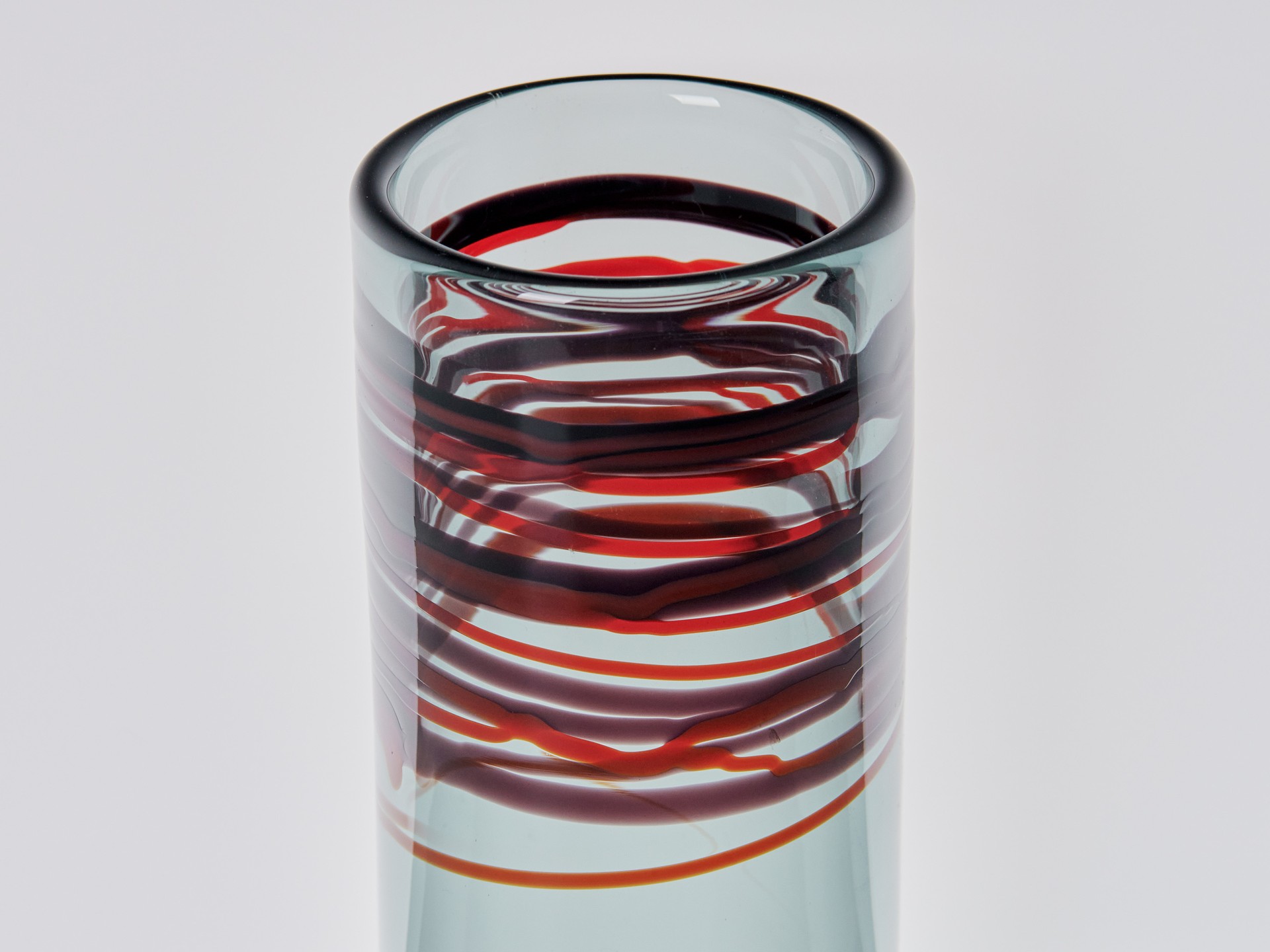 Vase image 4
