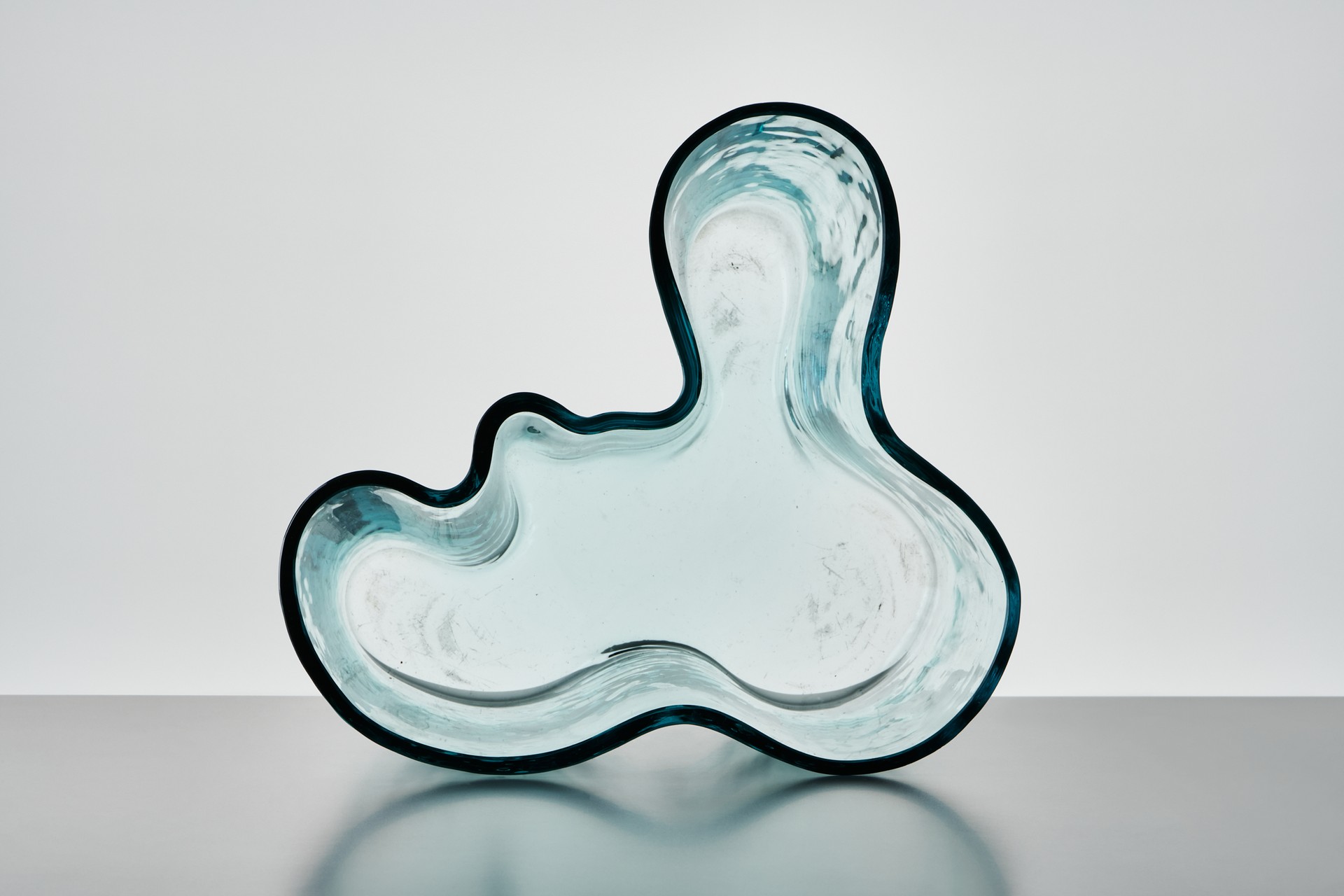 'Savoy' Vase, Model no. 9750 image 5