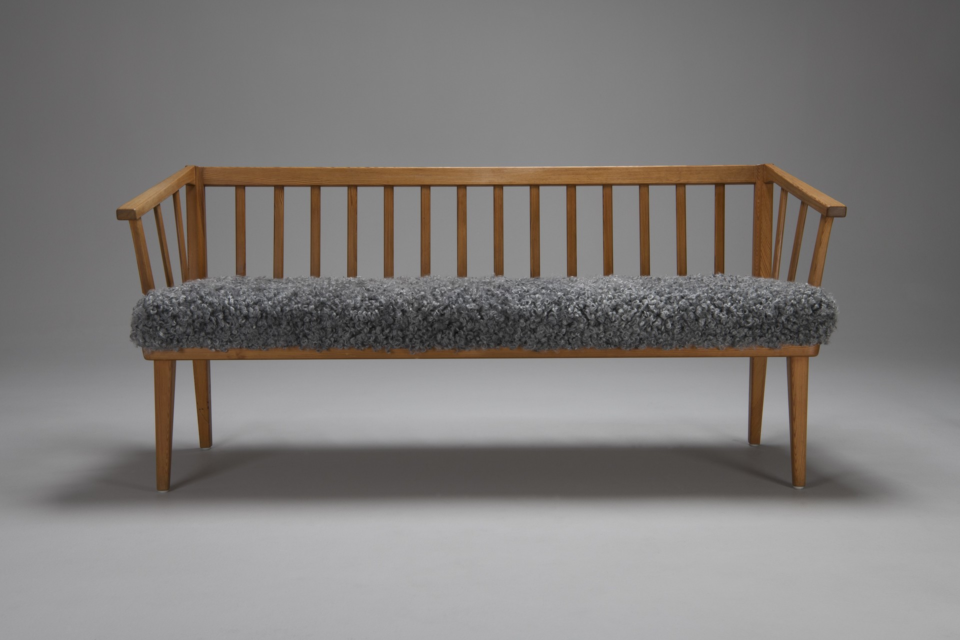 Sofa image 2