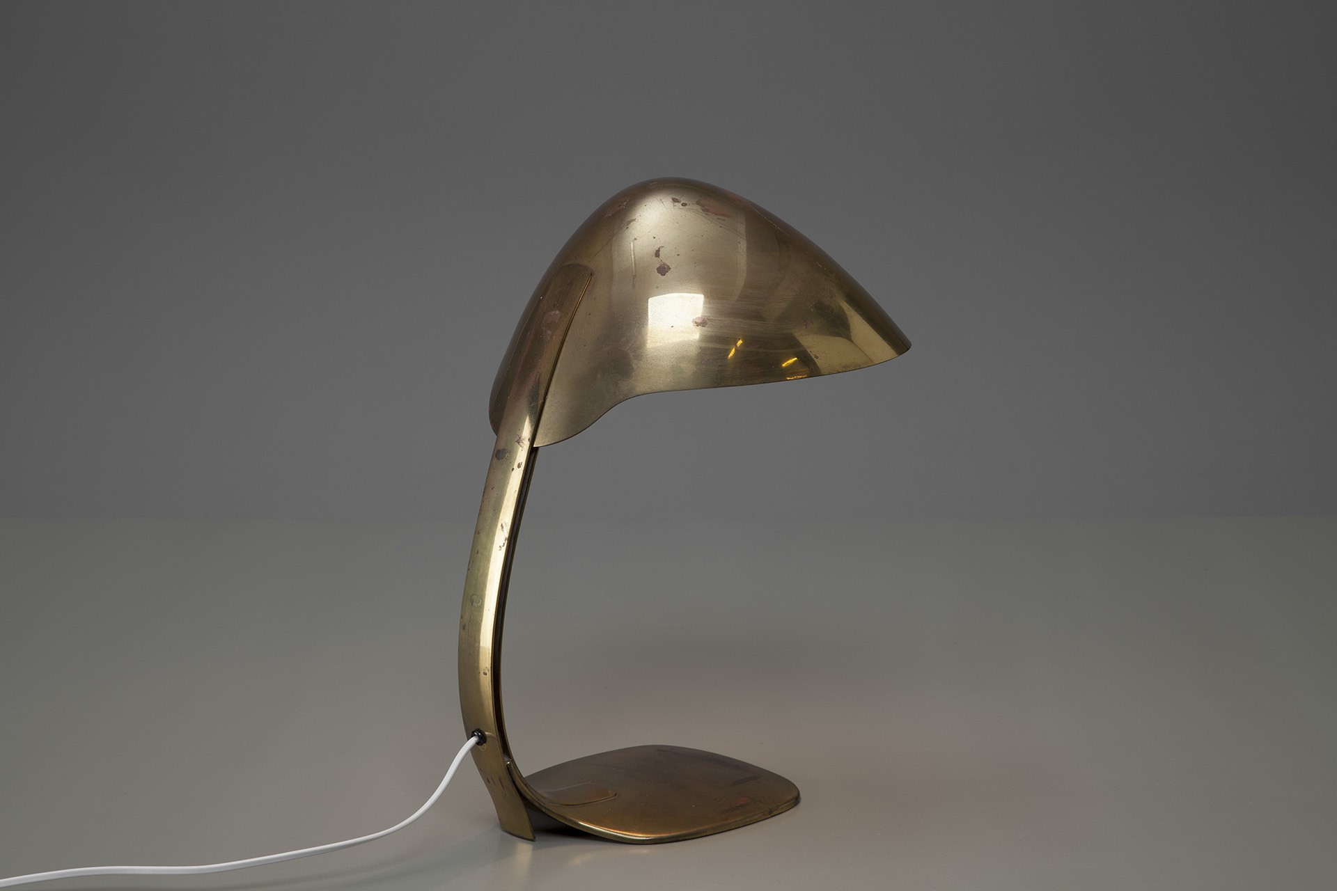 Rare Table Lamp Model no 1005 image 2