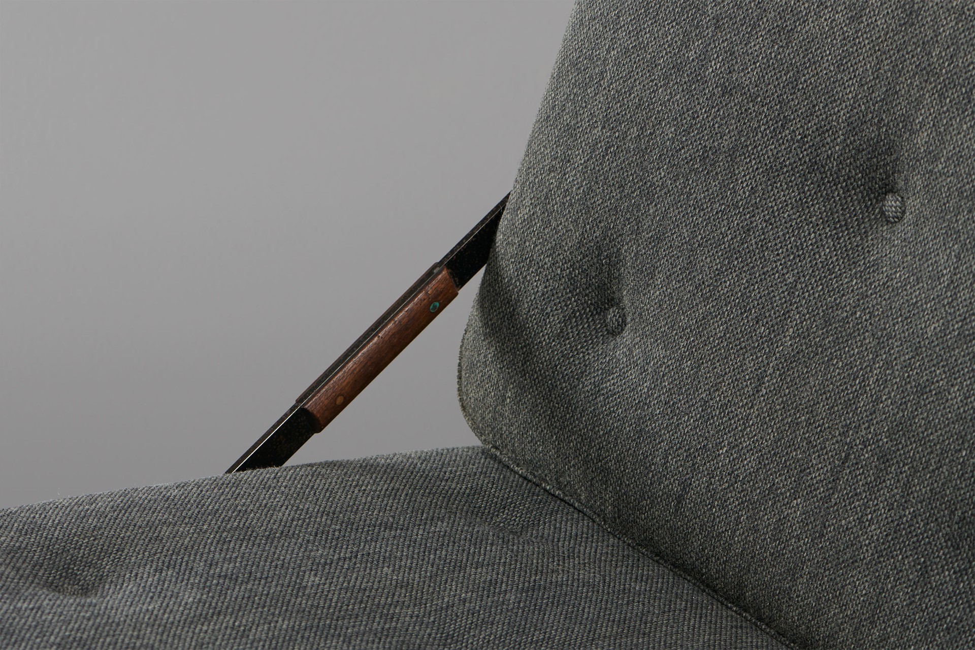 Lounge chair image 4