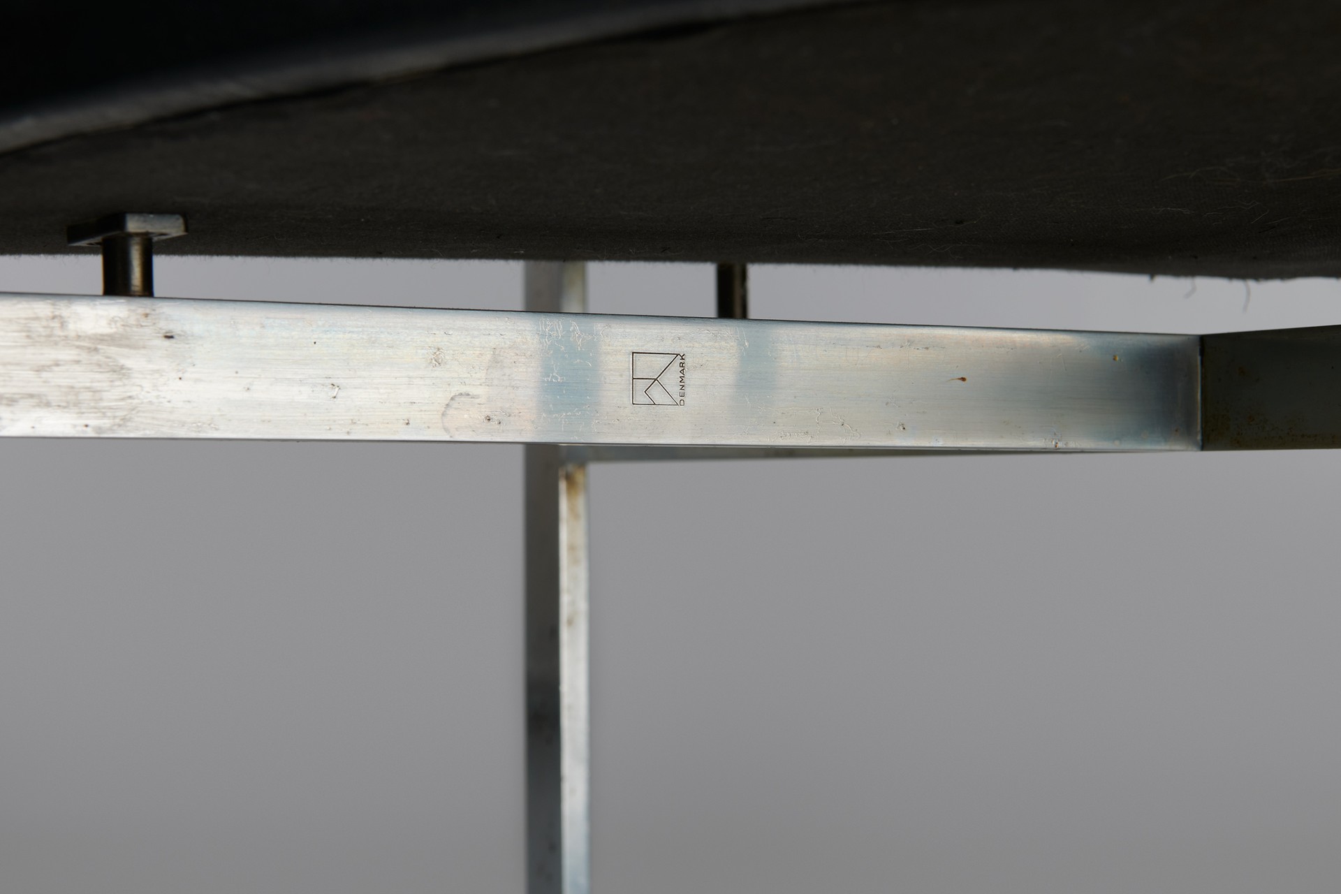 Chair Model no. PK11 image 7