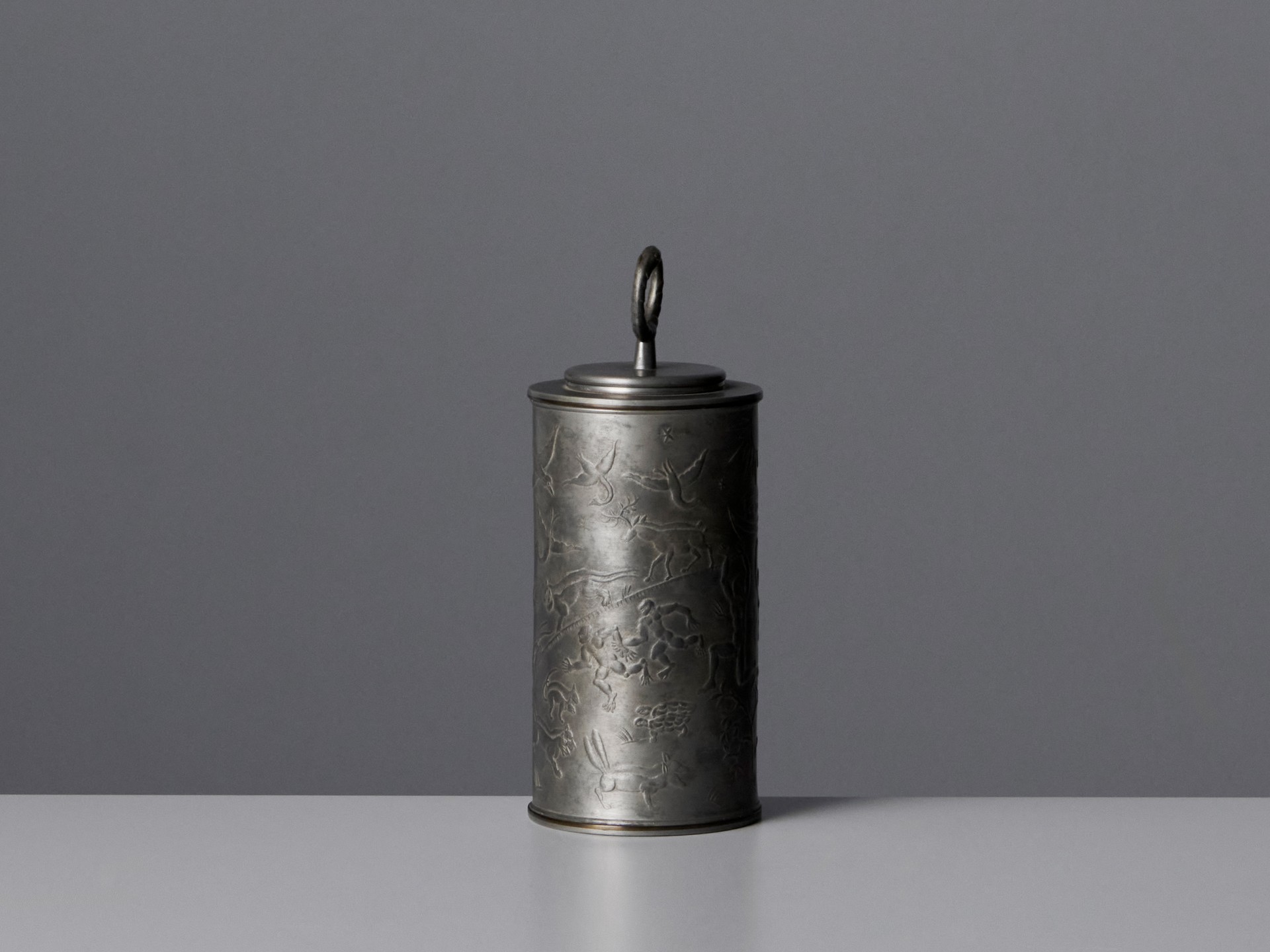 Vessel with Cover image 5