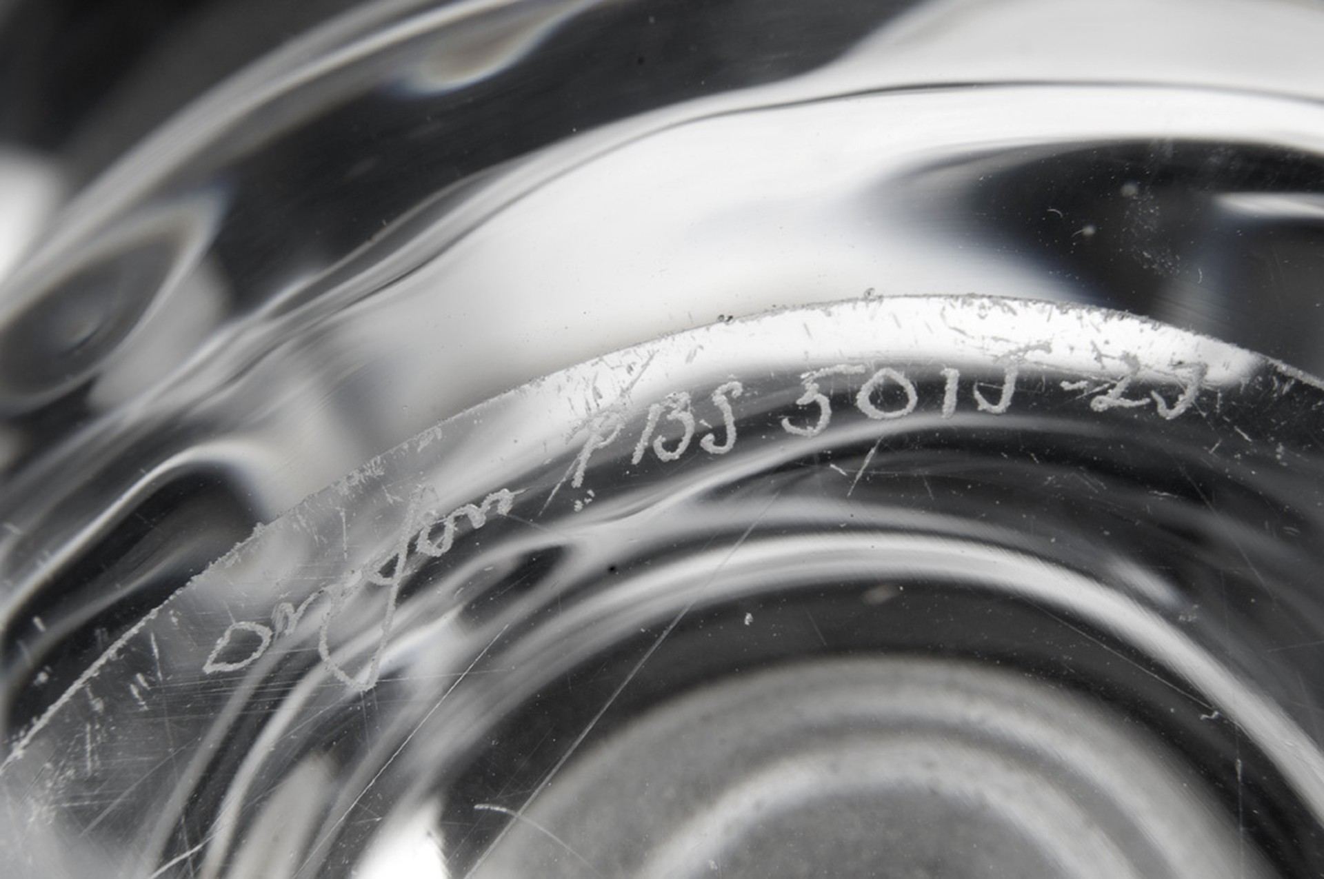 Vase image 3