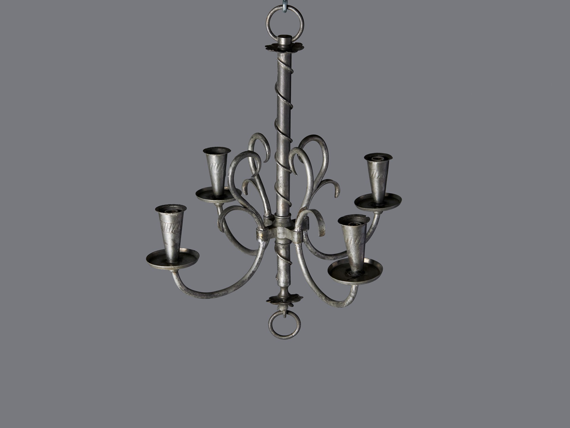 Chandelier image 3