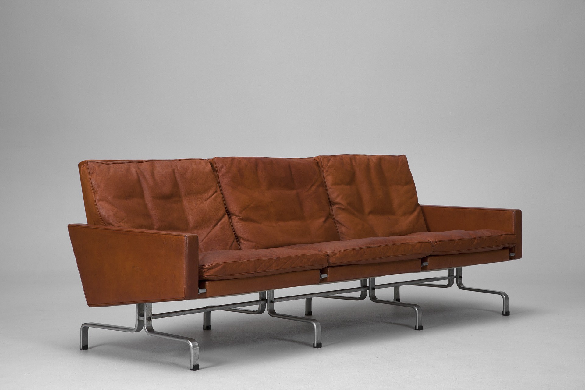 PK-31-3 Sofa image 3