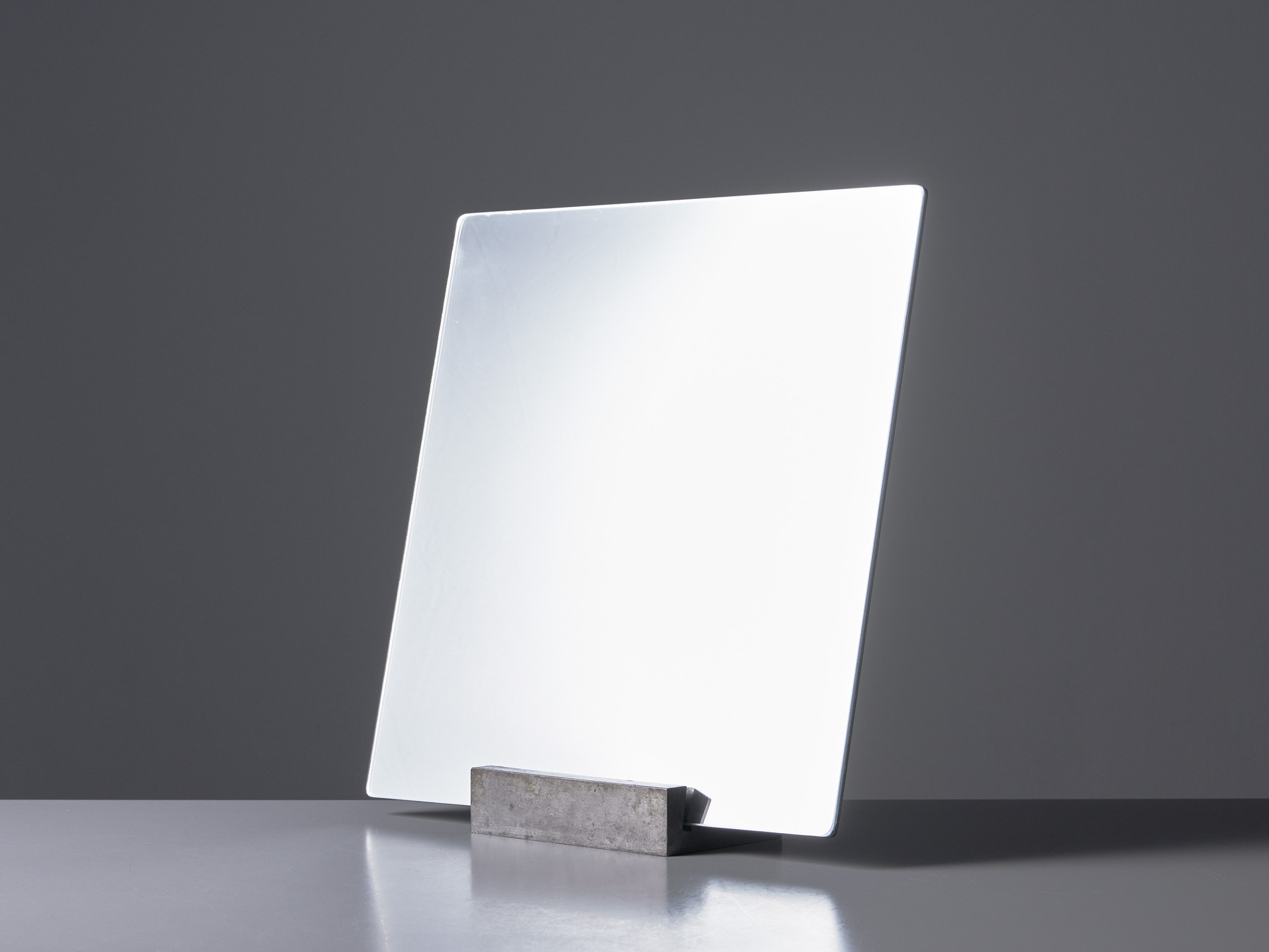 Table mirror