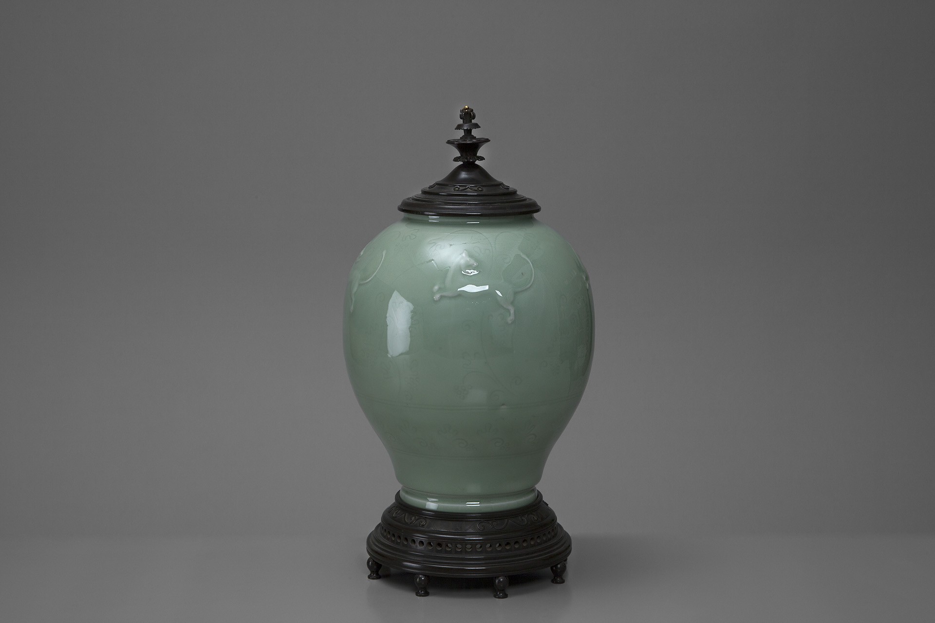 Urn