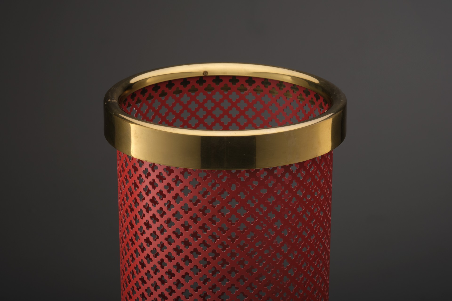 Wastepaper Basket image 3