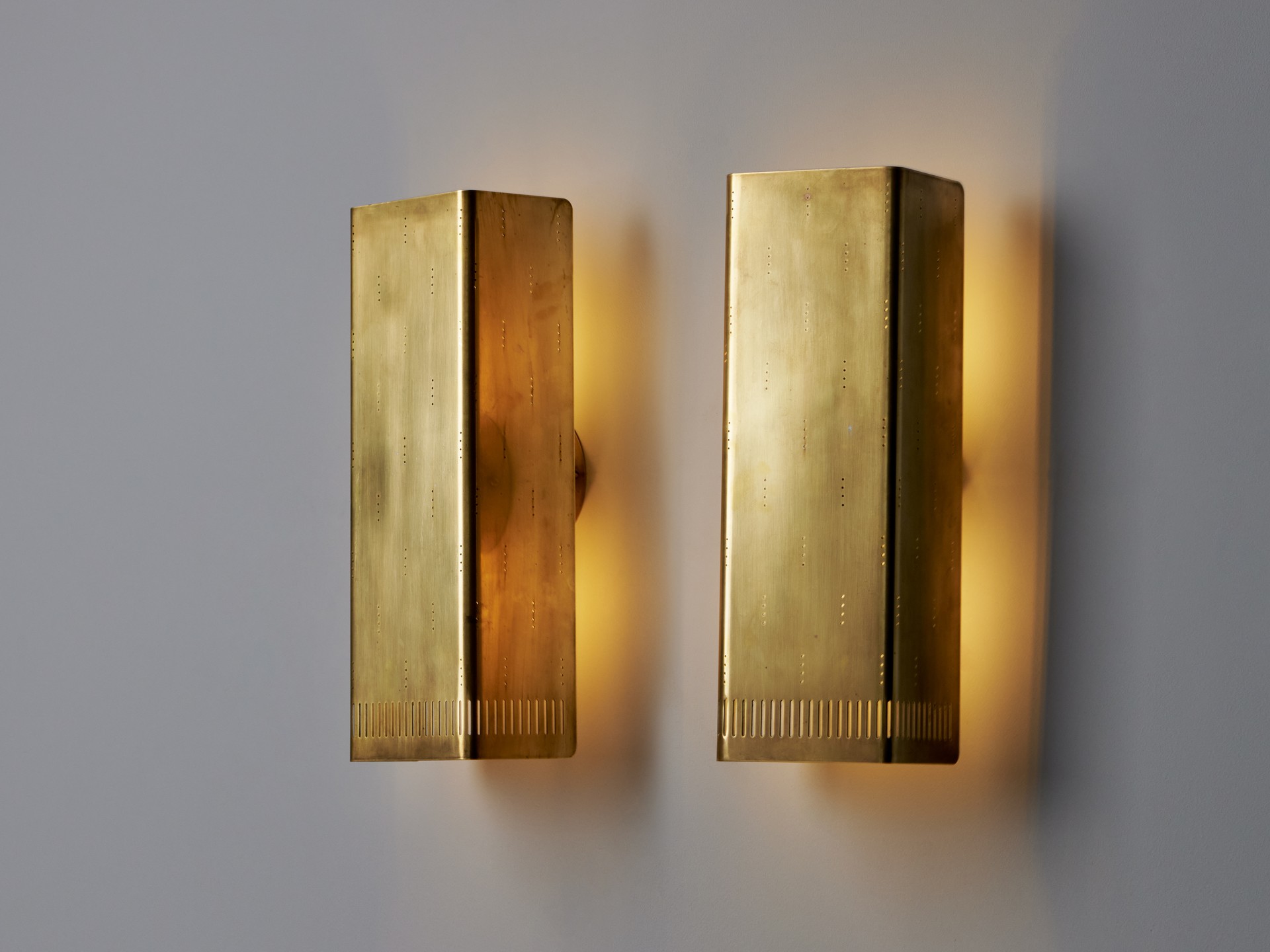 Pair of Wall Lamps image 3