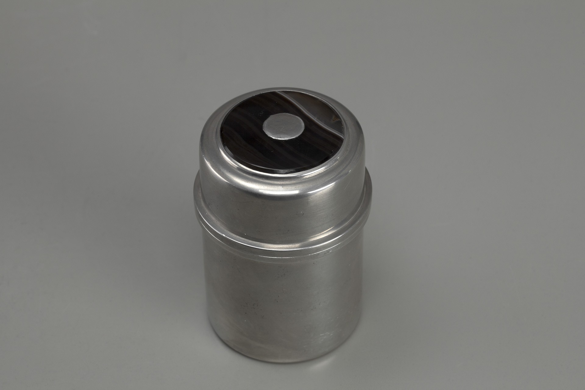 Pewter Box and Lid image 2