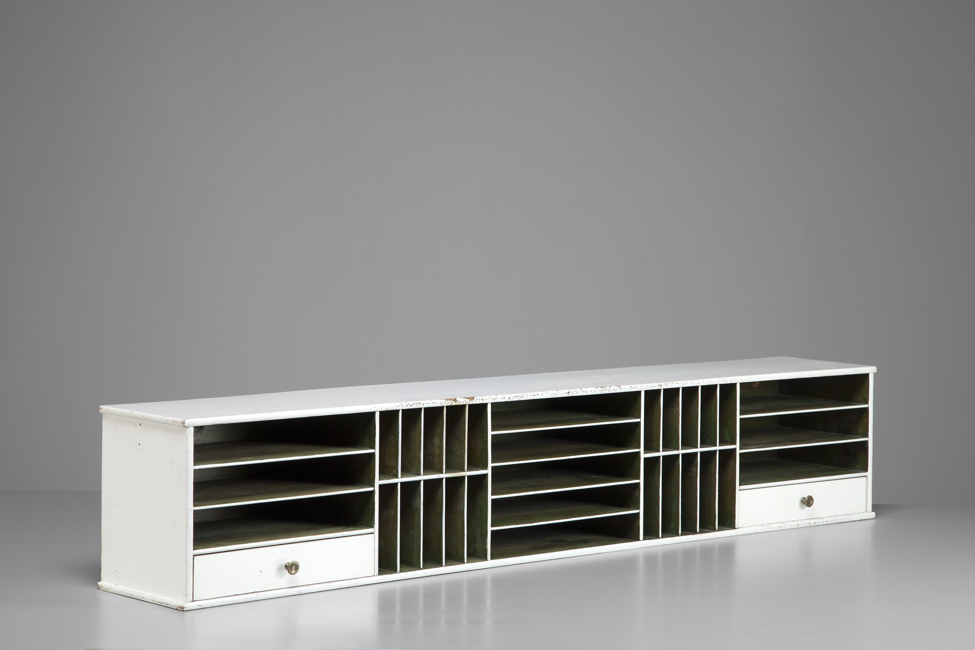 Shelf image 2