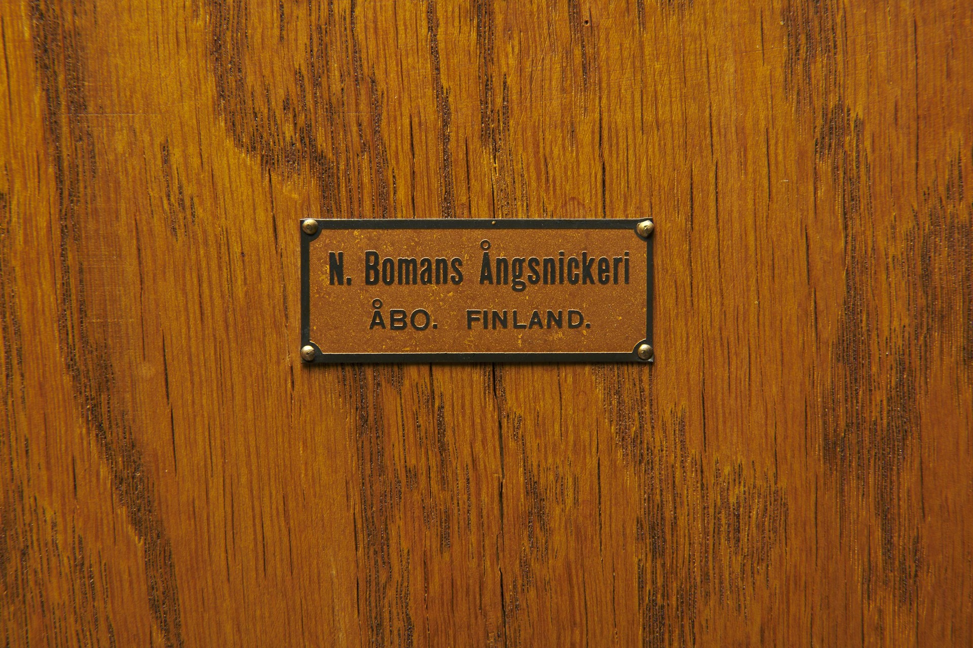 Cabinet image 6
