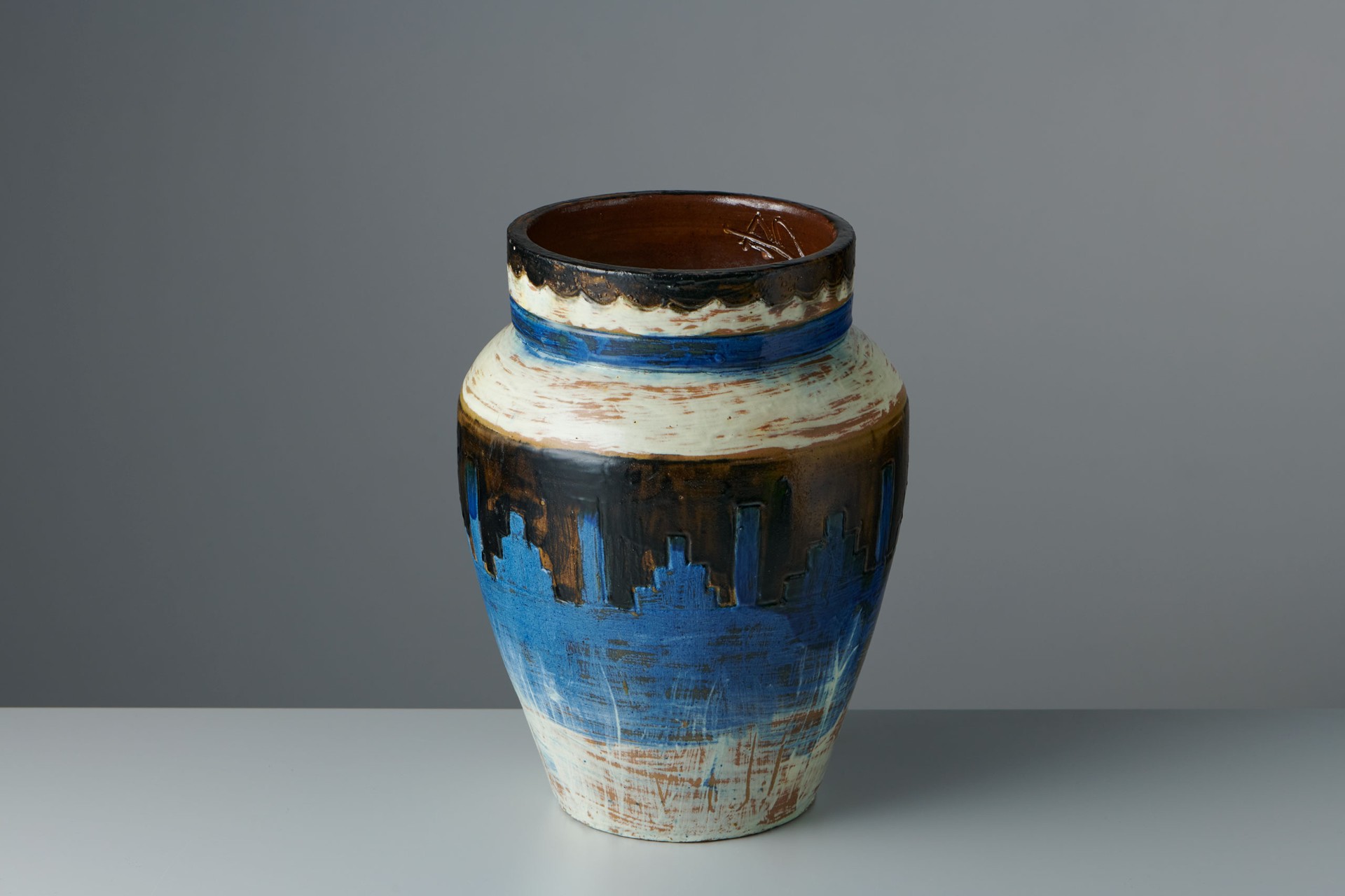 Vase image 2