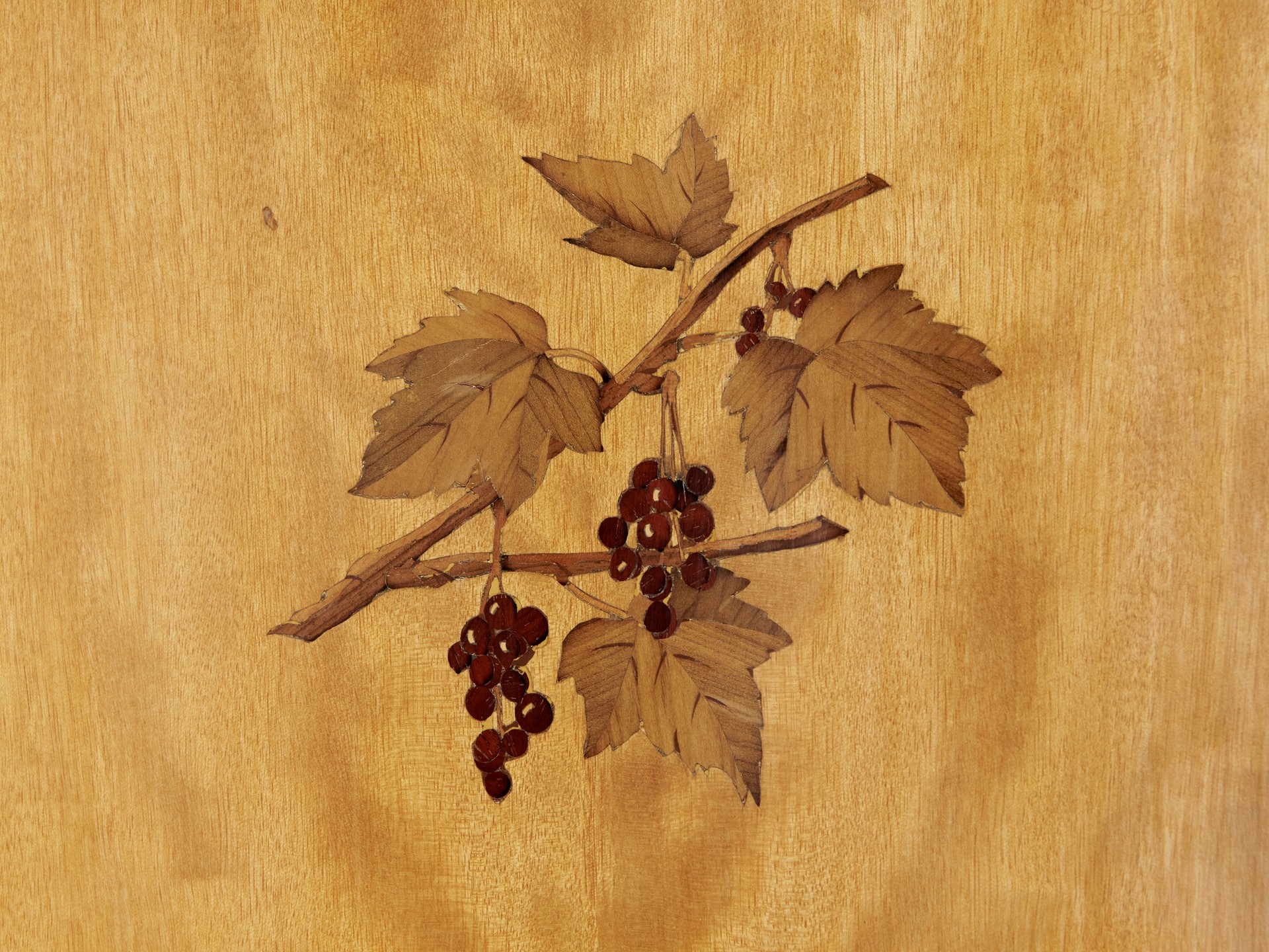 Bar Cabinet image 12