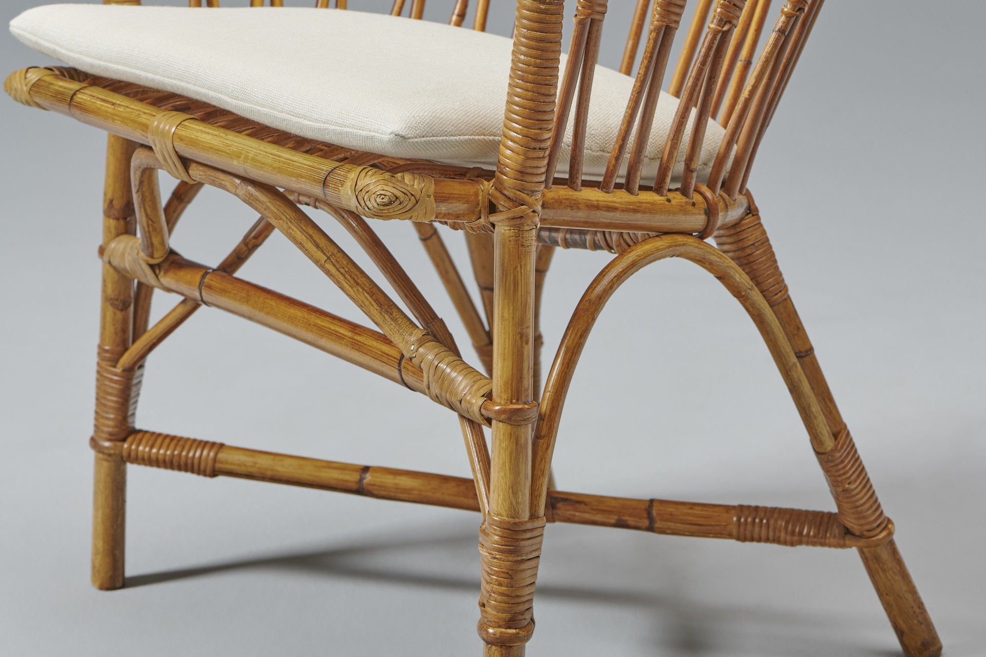 Easy Chair image 4