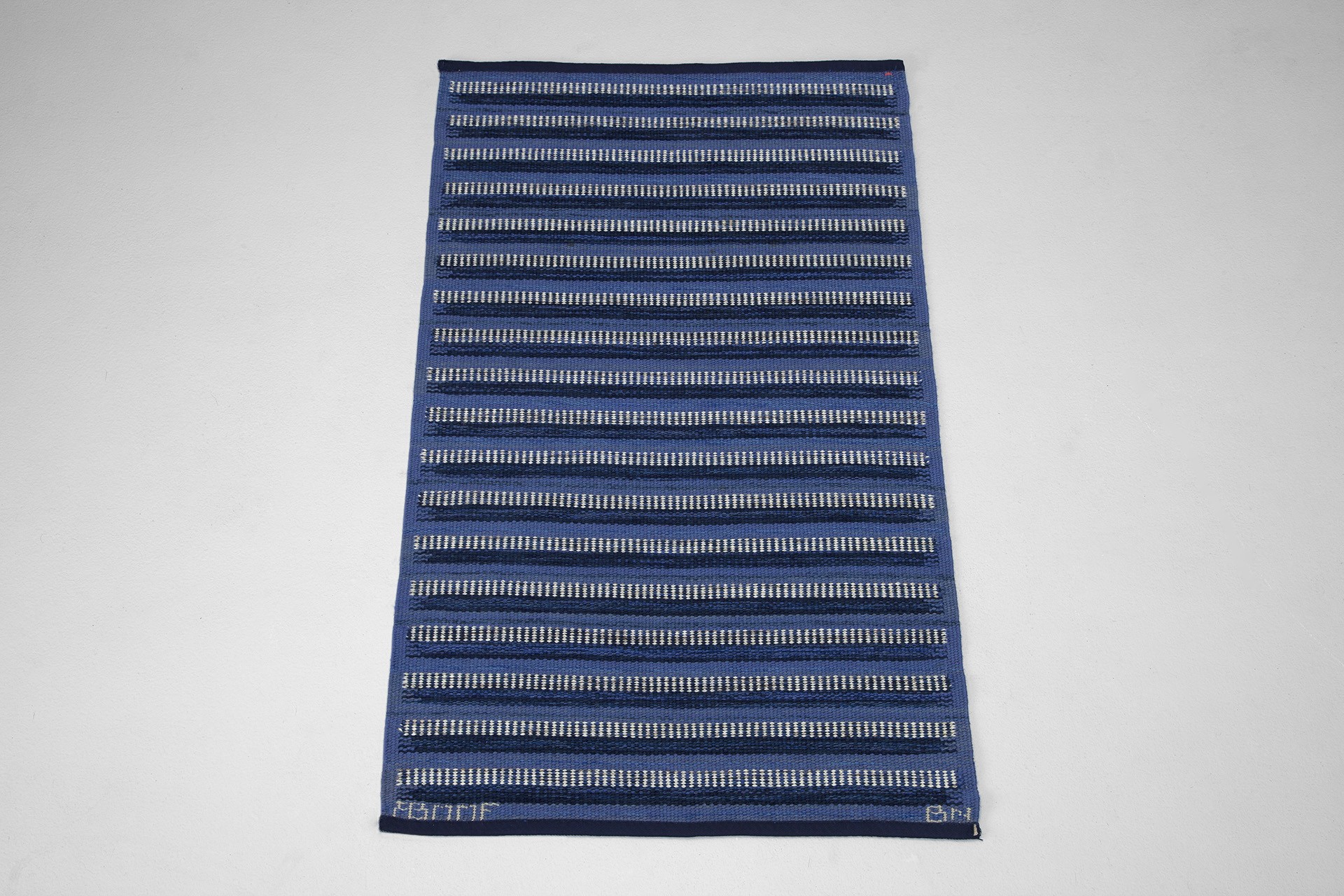 Carpet image 2
