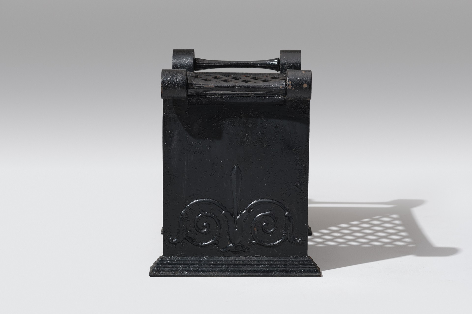 Stool image 3