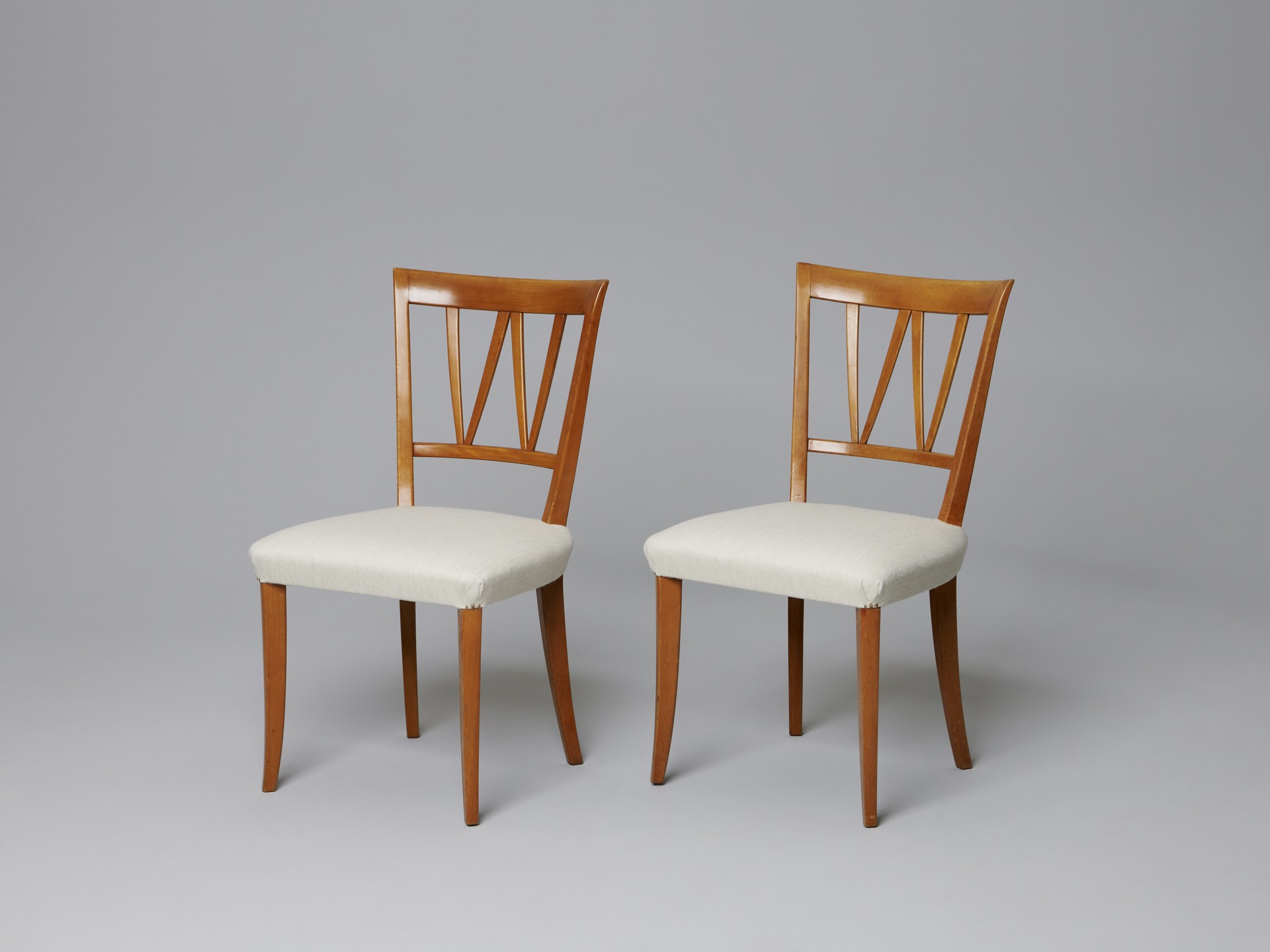 Set of Eight ¨Pyramid¨ Chairs image 2