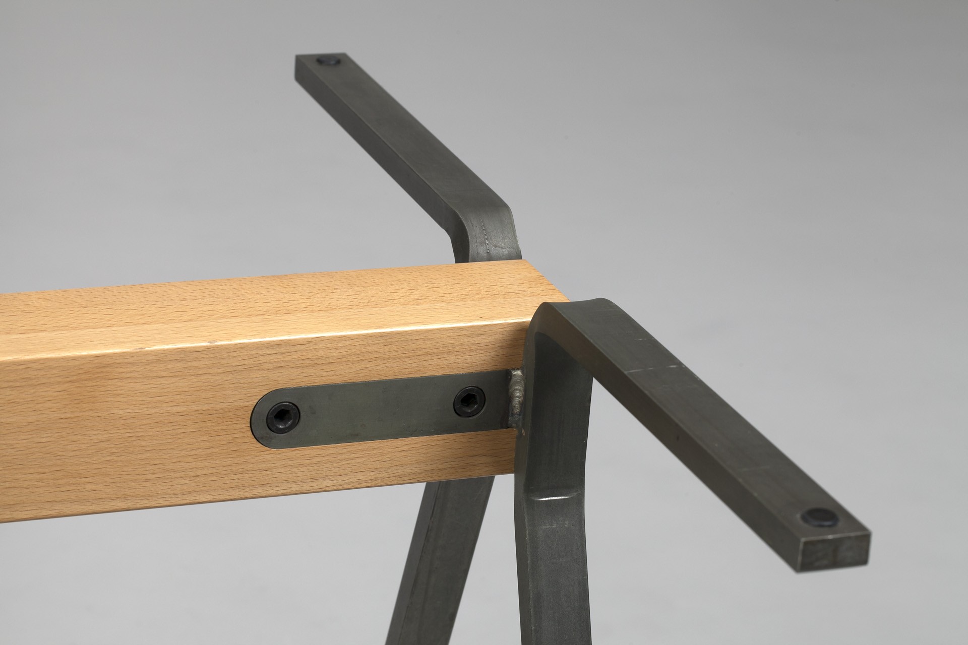 'Brother' table image 5