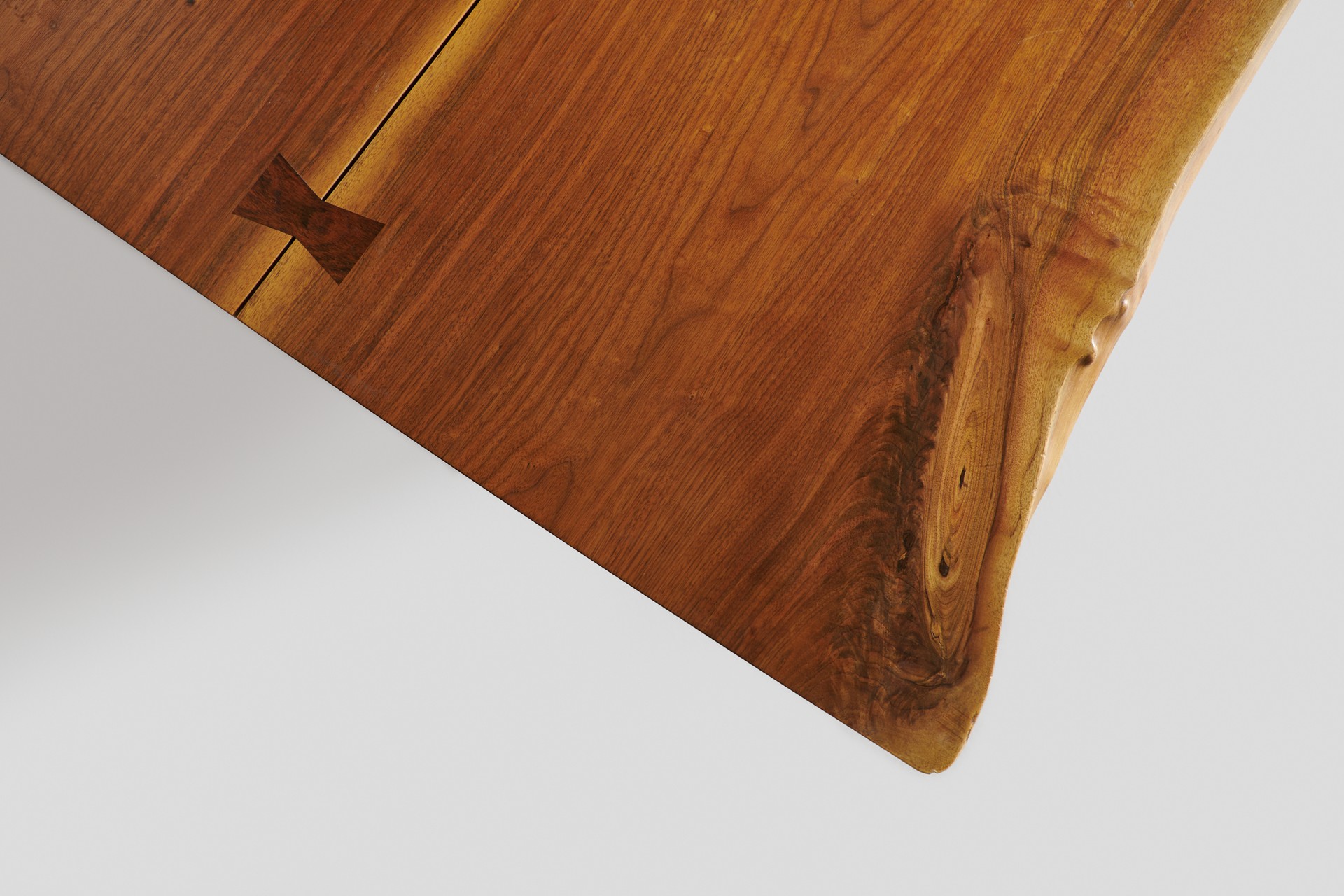"Minguren III" Table image 5