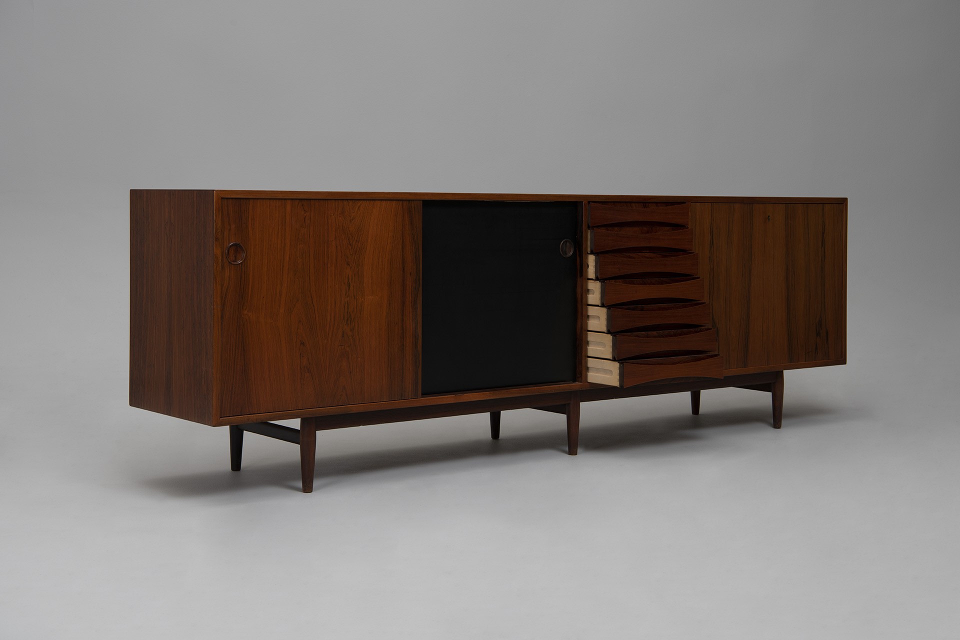 Sideboard, Model no. 29A image 9